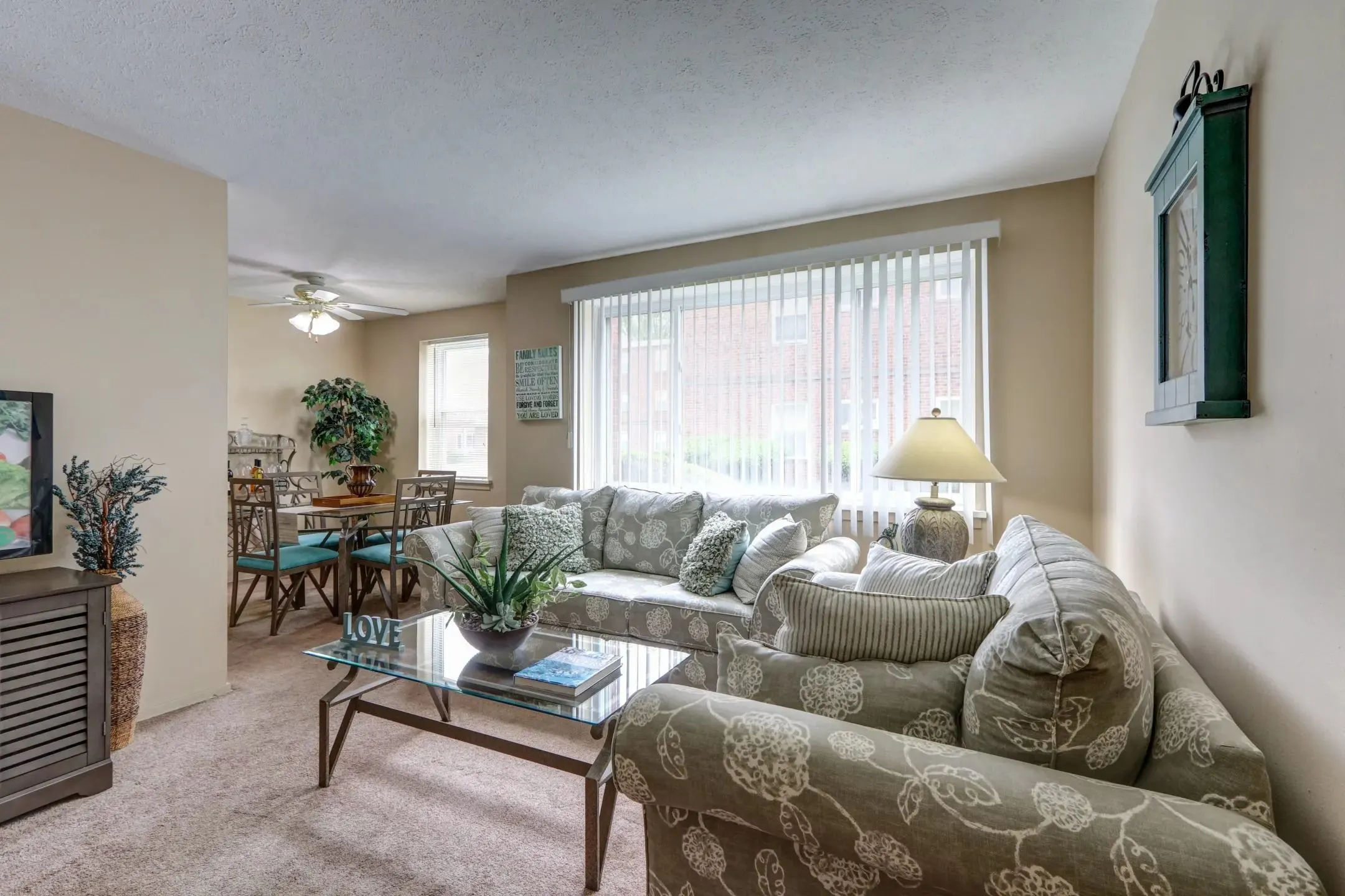 Ellacott Parkway Apartments - 21170 Ellacott Pkwy | Cleveland, OH for ...