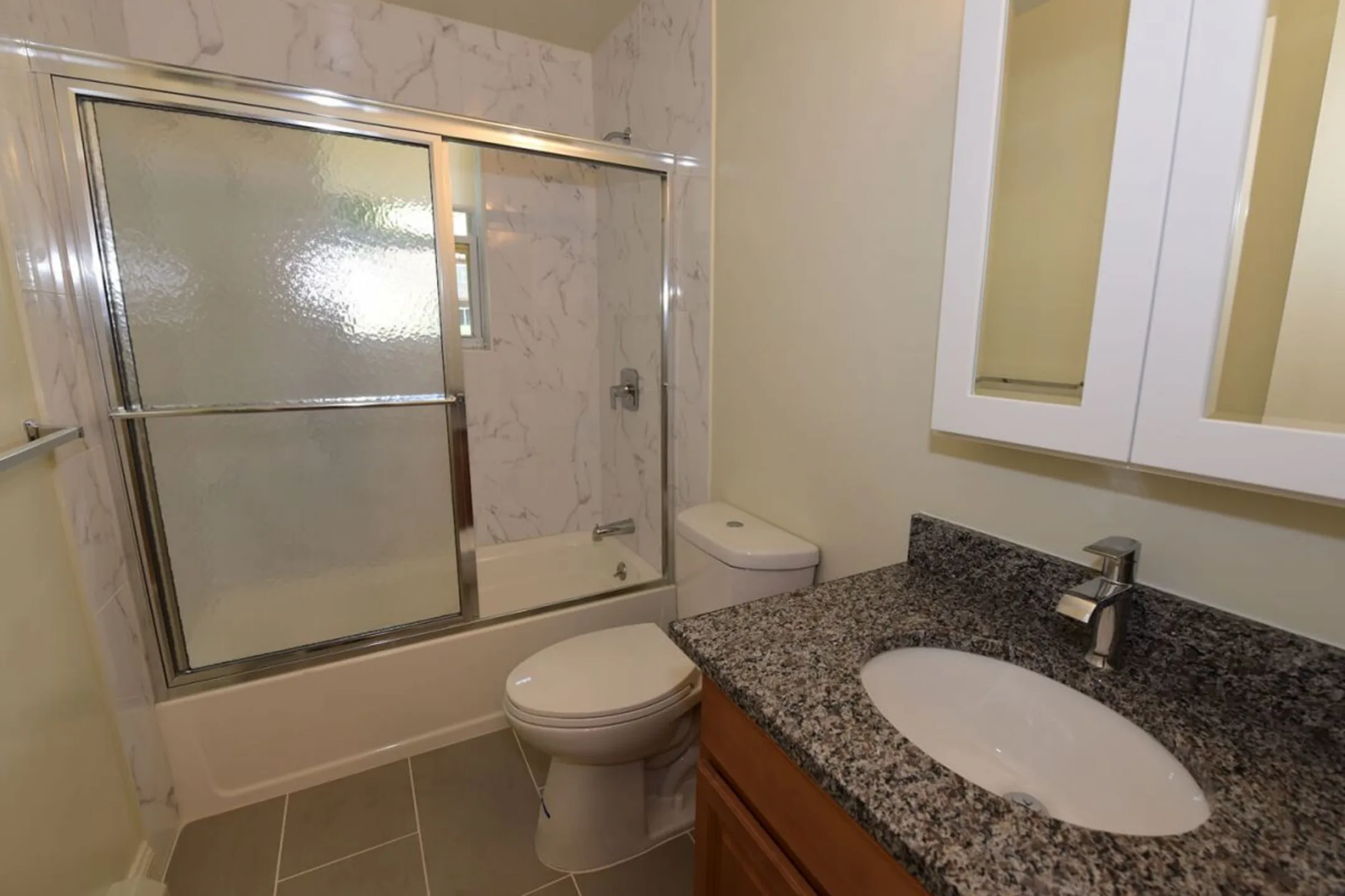 Florida Grove Manor and Arms 519 Florida Grove Rd Keasbey, NJ