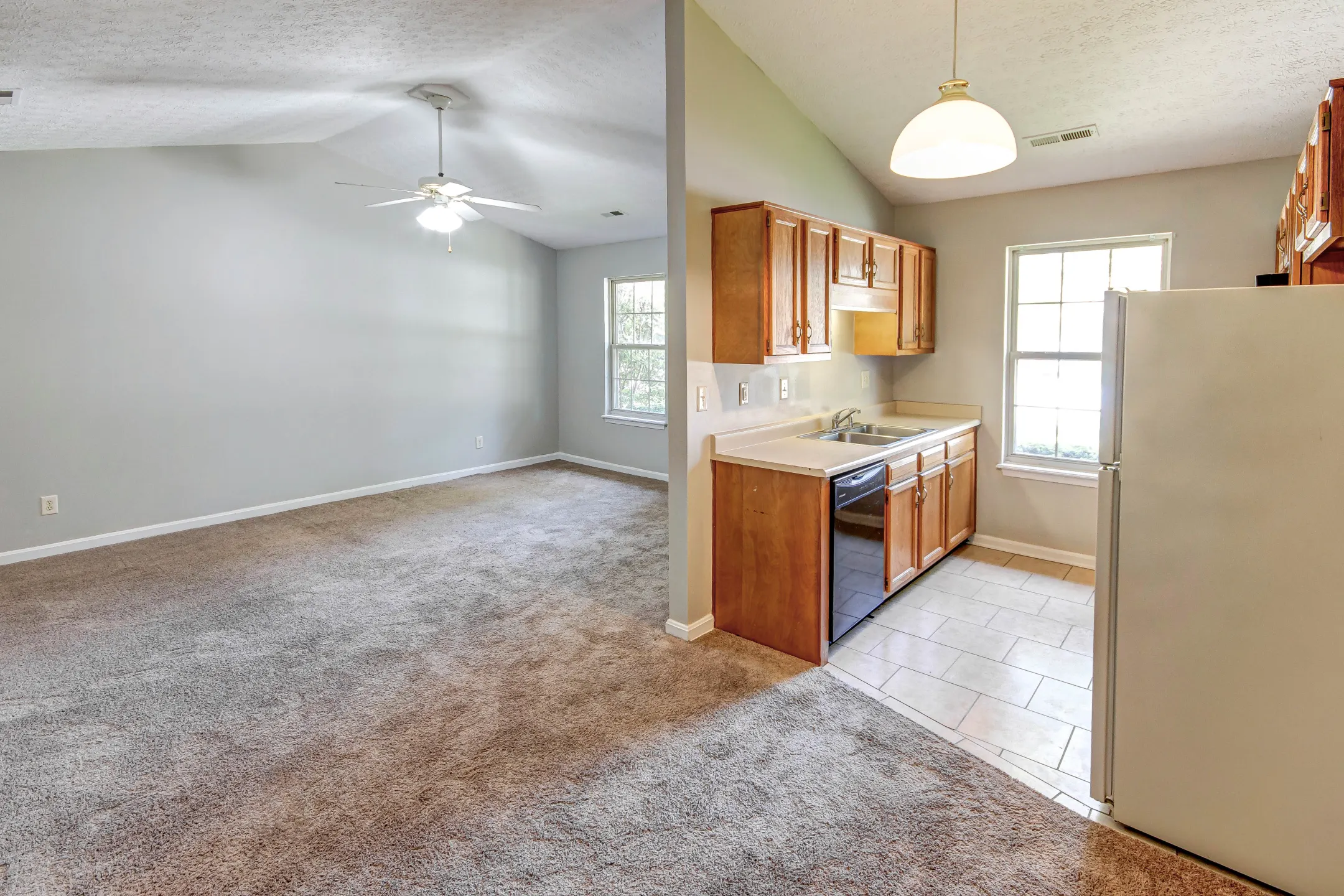 Alpha Acres 220 Harrison Street Scottsburg, IN Apartments for Rent