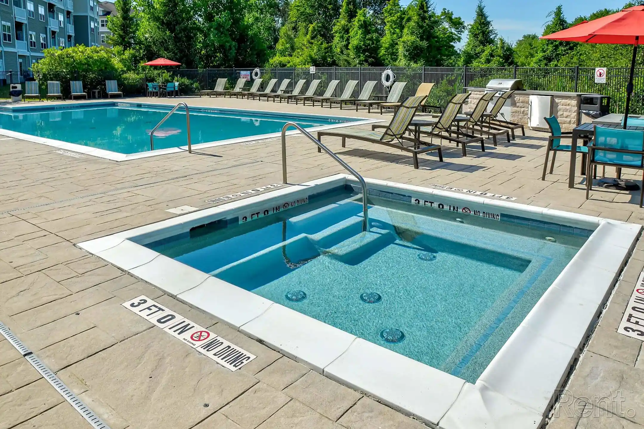 Crown Point Apartments Apartments Danbury, CT 06810