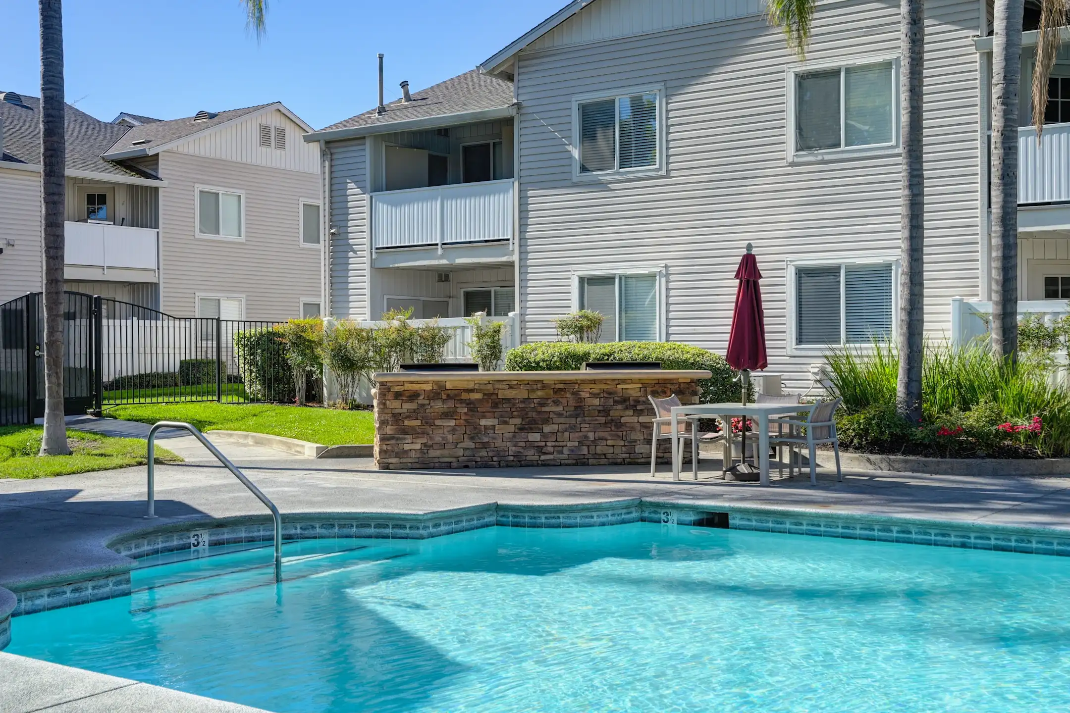 The Legacy Apartments Antelope, CA 95843