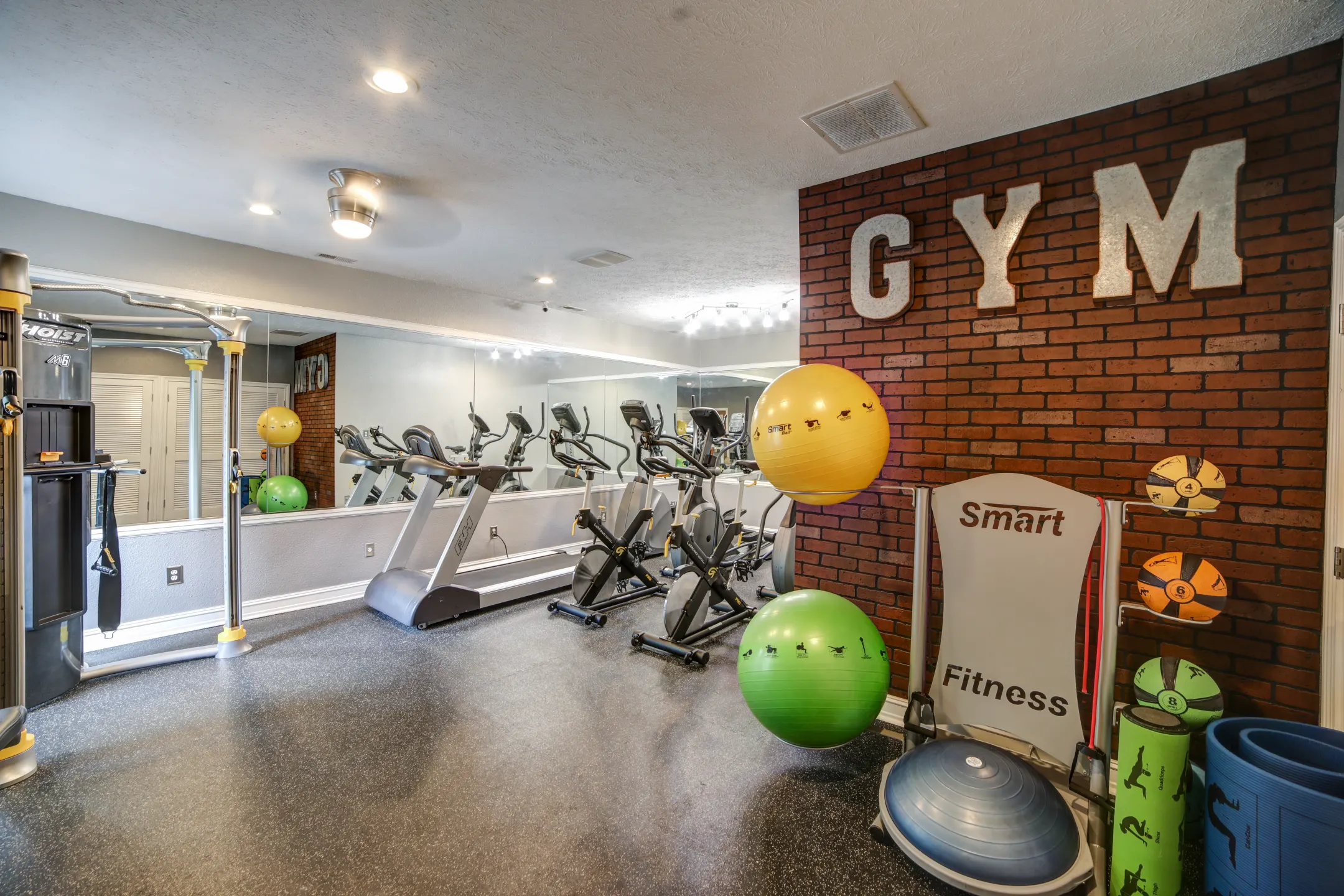 Fitness Weight Room - Auburn Hill Apartments - Indianapolis, IN