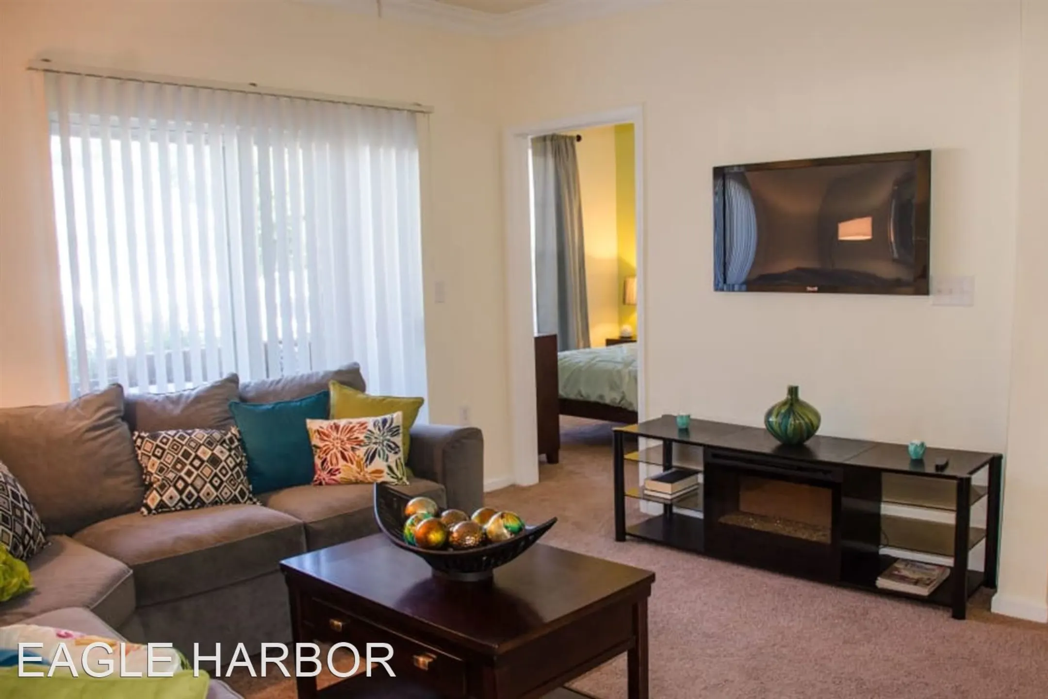 Eagle Harbor 220 Marsh Landing Dr Carrollton, VA Apartments for