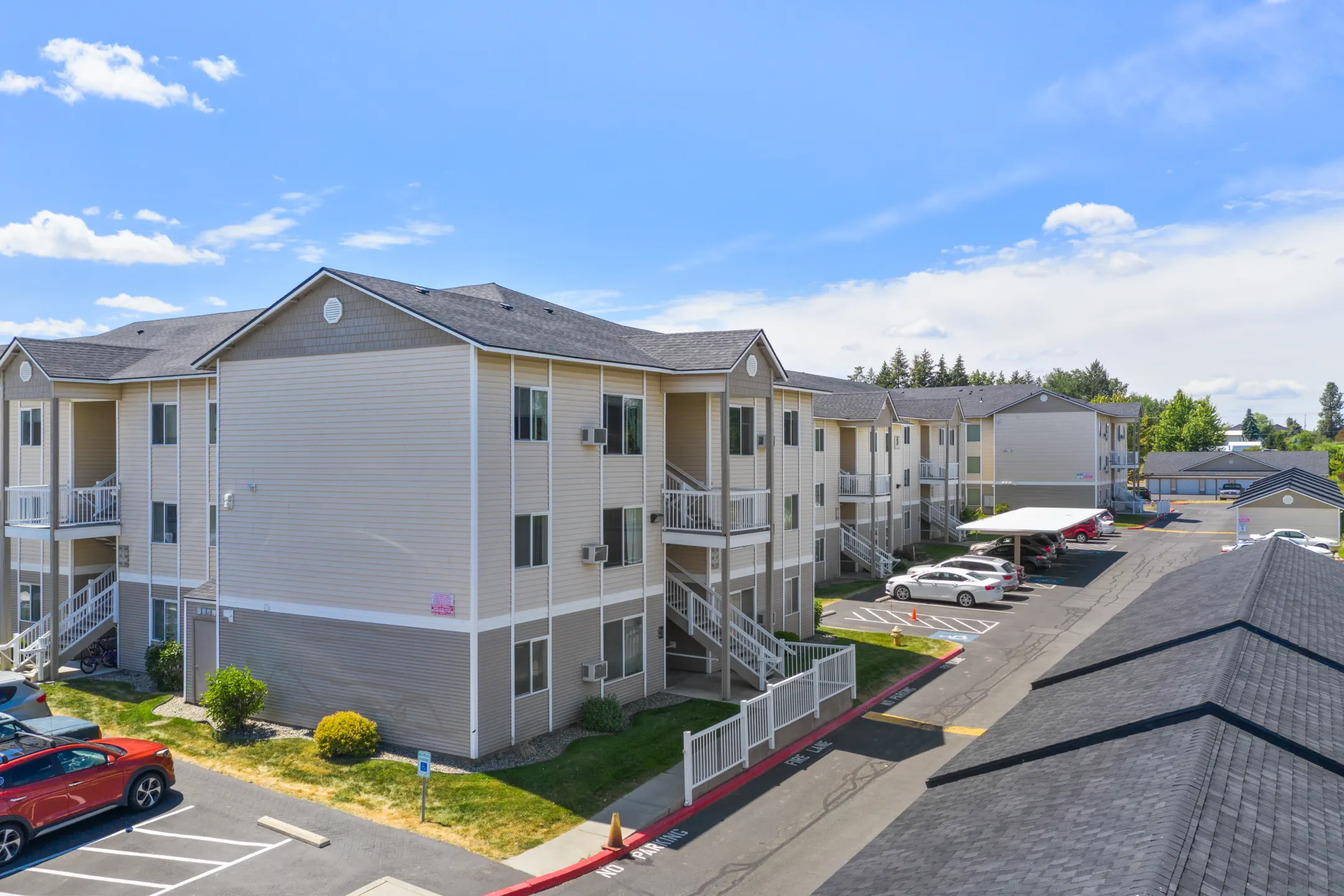 Barrington Place Apartments Cheney, WA 99004