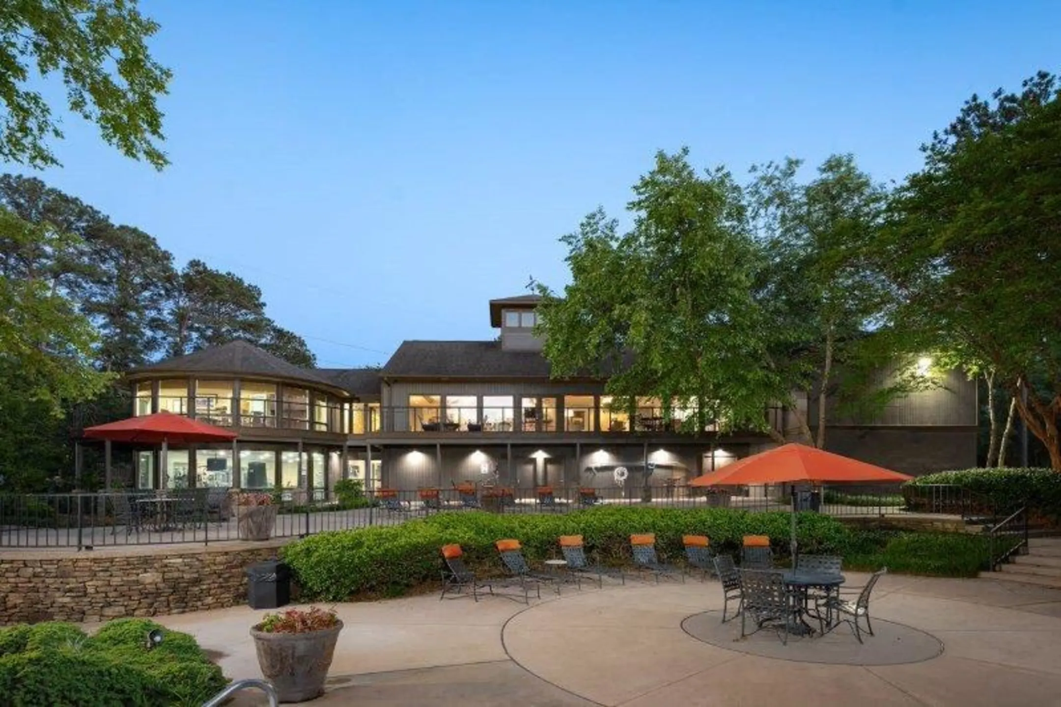 Midland Falls Apartments Columbus, GA 31907