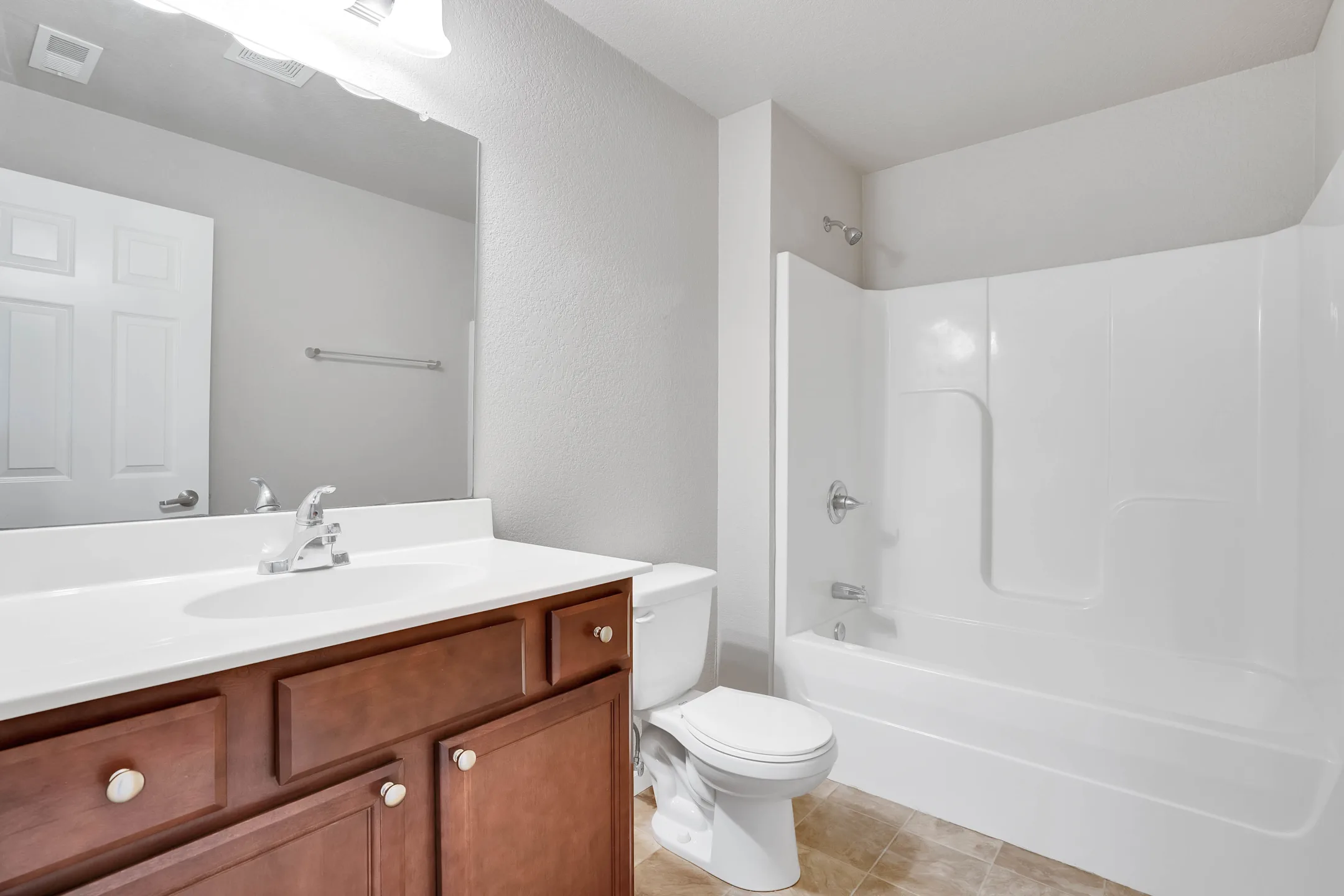 Bathroom - Cedar Hill Apartments - Cedar Falls, IA