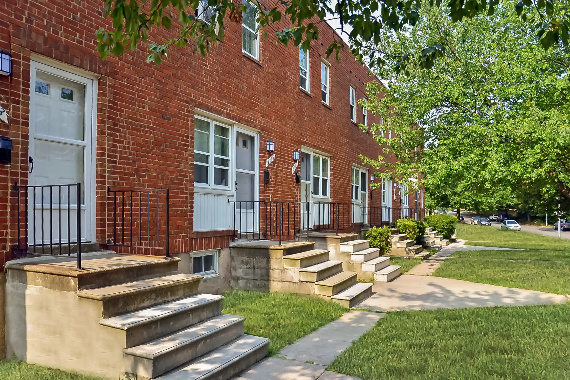 College Gardens Apartments & Townhouses 4301 Parkton St Baltimore