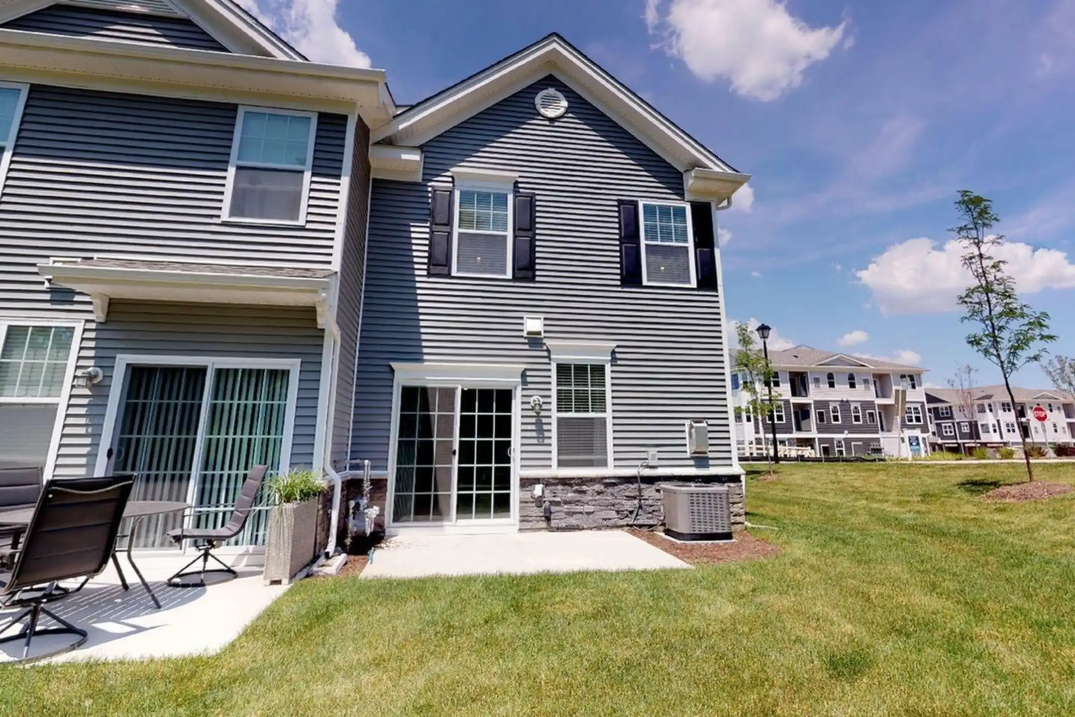 Camelot at Marlboro 98 Lukas Blvd. NJ Apartments for