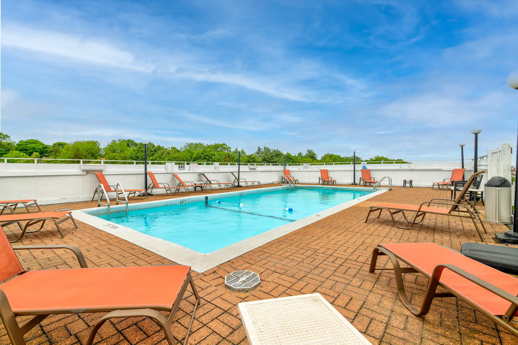 Pool - Barclay on Beacon - Brookline, MA