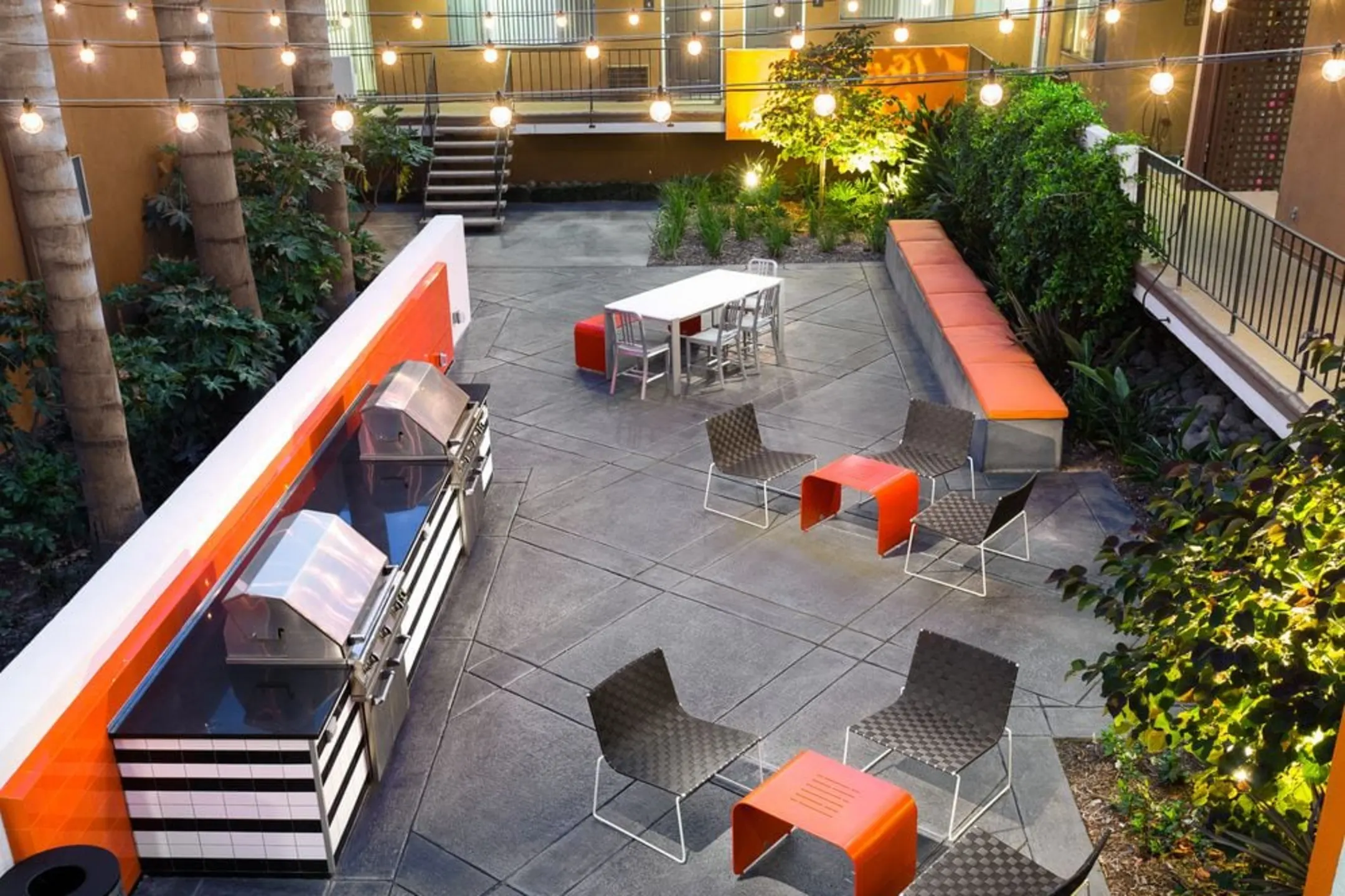 AVA Burbank Apartments Burbank, CA 91505