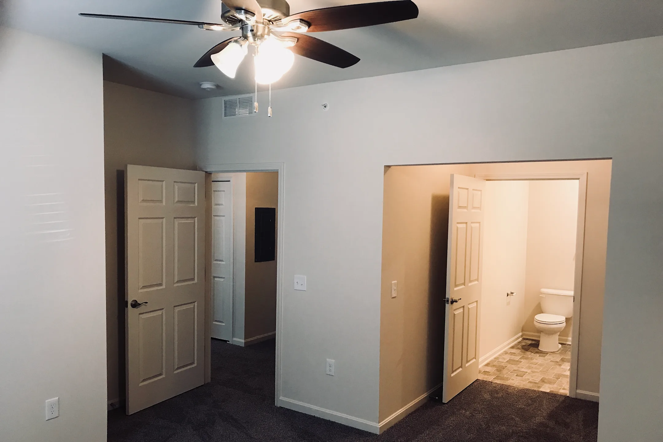 Windhurst Park 584 Old Brunerstown Rd Shelbyville, KY Apartments