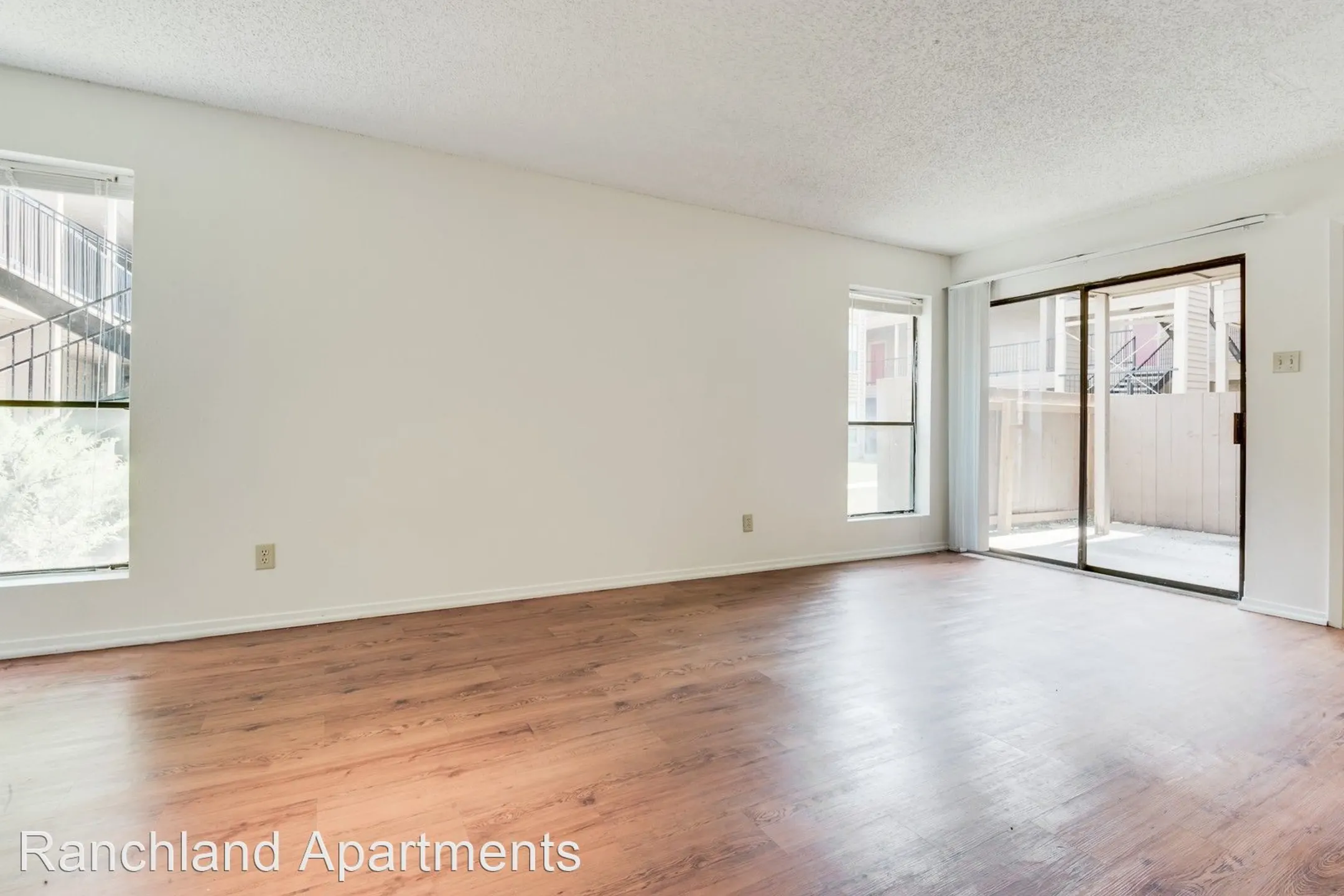 Living Room - Ranchland Apartments - Midland, TX