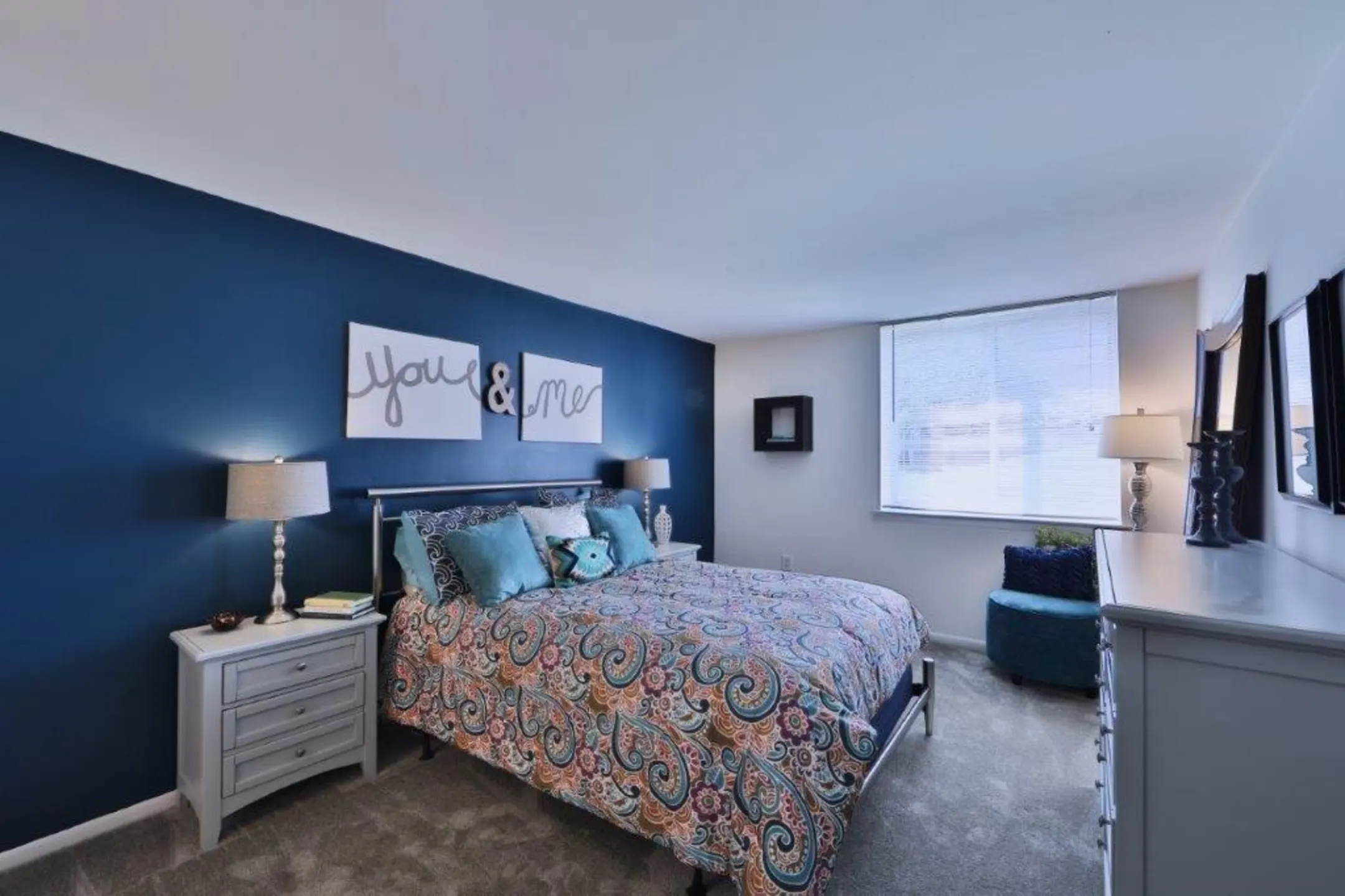 Bedroom - Lakewood Hills Apartments & Townhomes - Harrisburg, PA