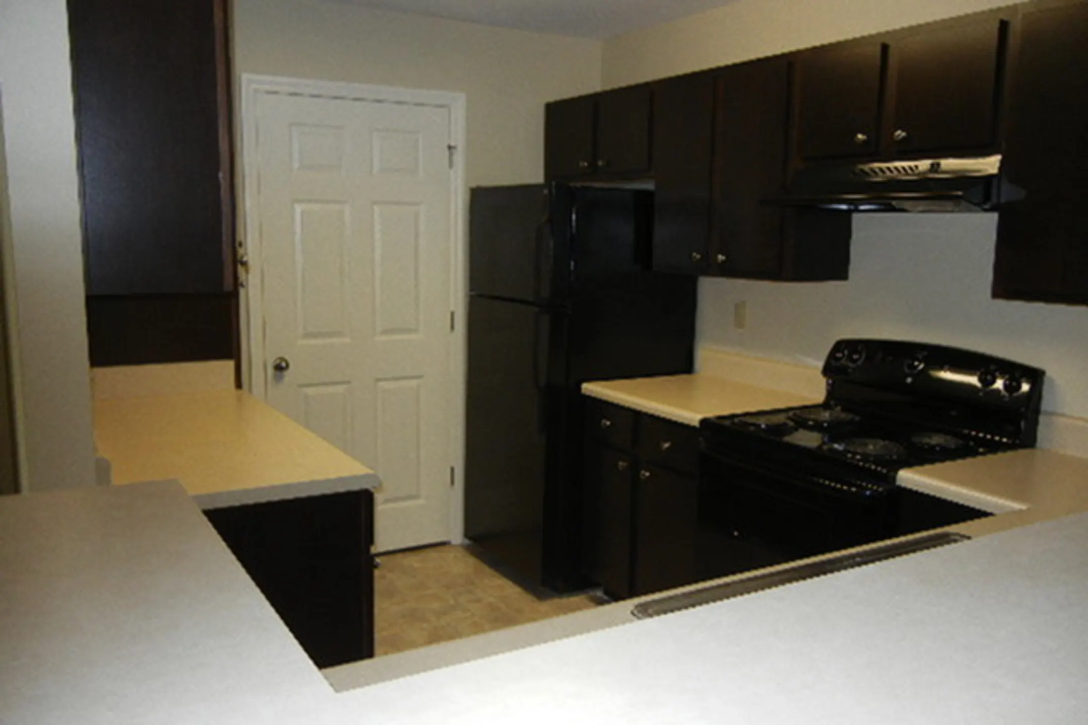 Rosewood Place Apartments 200 Redbud Street Selmer, TN Apartments