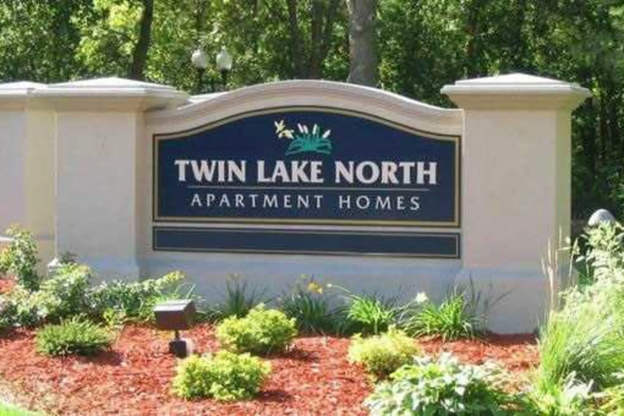 Community Signage - Twin Lake North Apartments - Brooklyn Center, MN