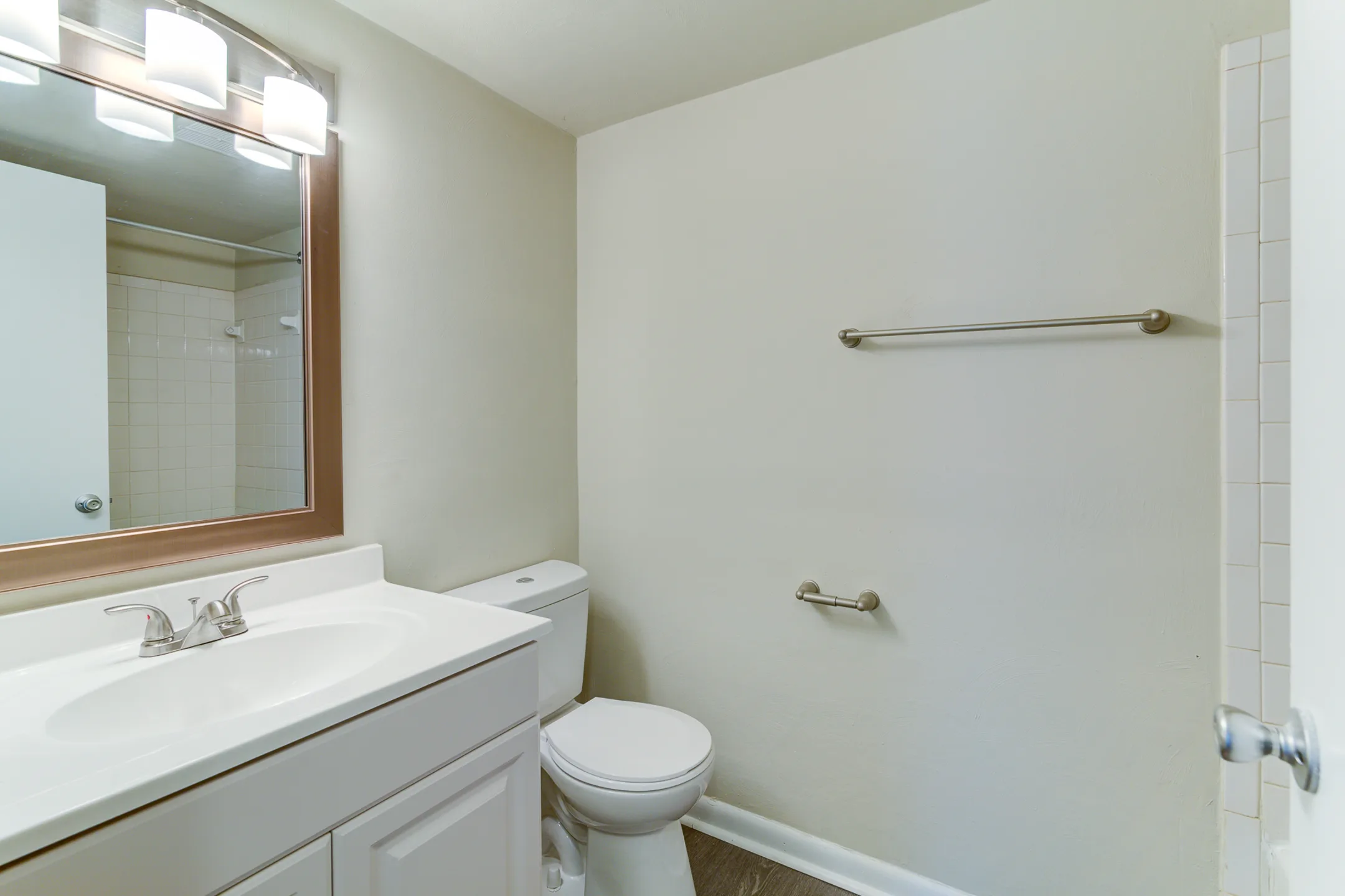 Bent Creek Apartments and Townhomes 6525 Greenway Dr Roanoke, VA