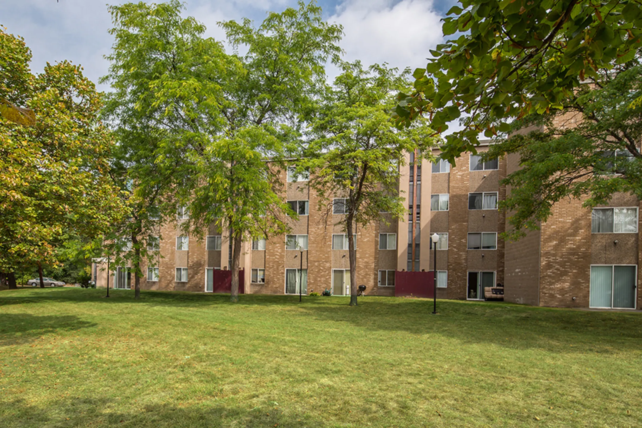Park Guilderland Apartments Apartments Guilderland Center, NY 12085