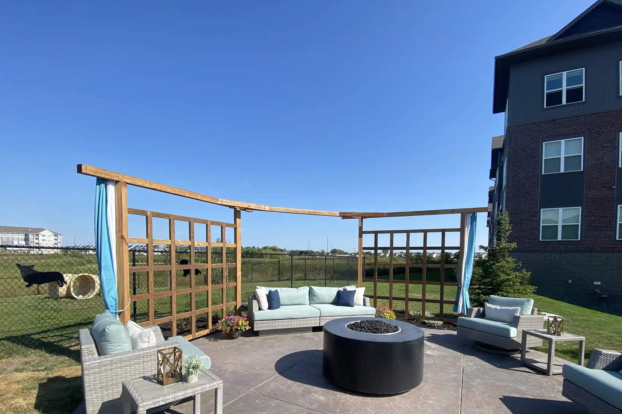 Rush Creek Apartments Apartments Maple Grove, MN 55311