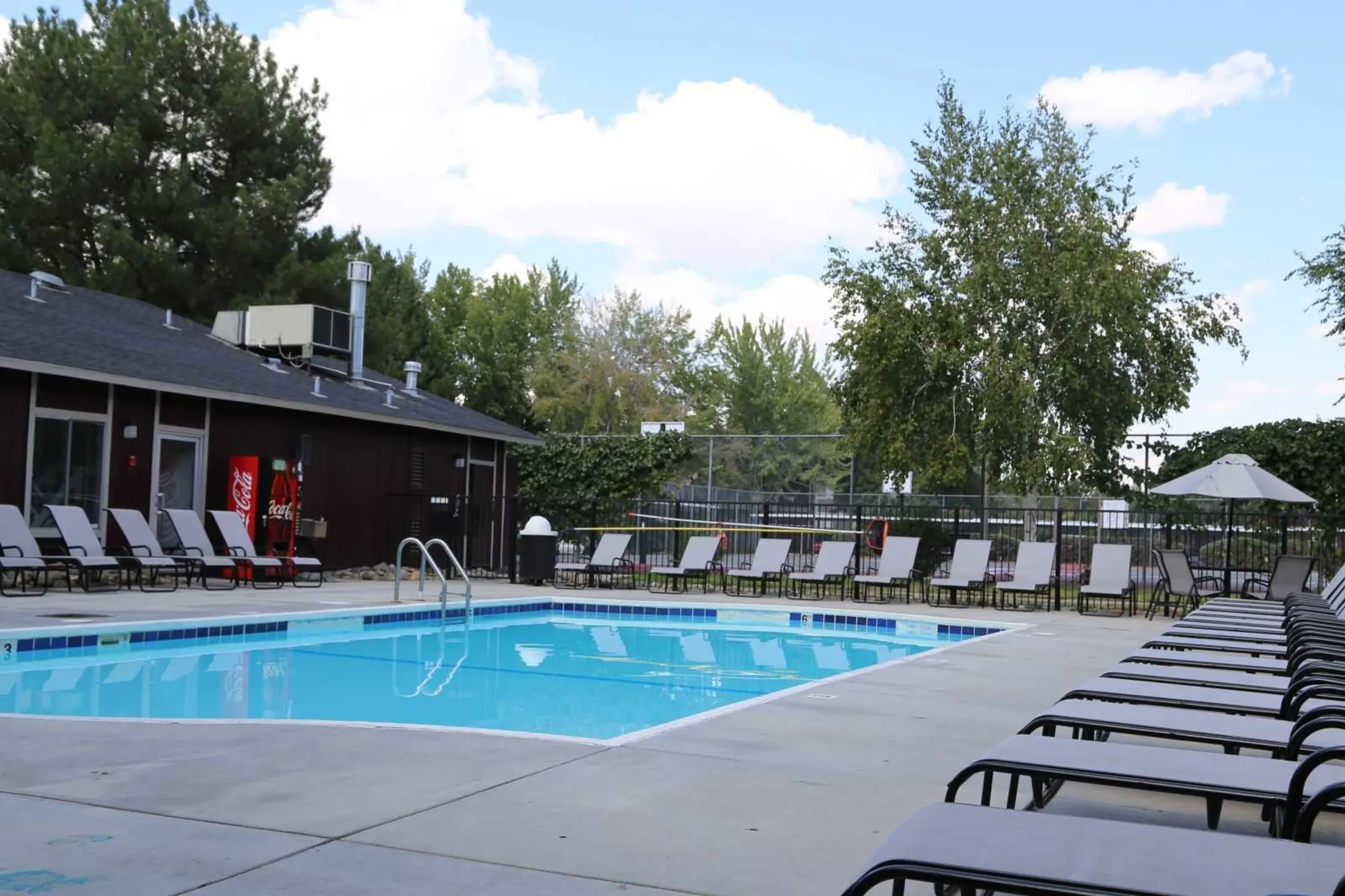 Pool - Rosewood Park - Reno, NV