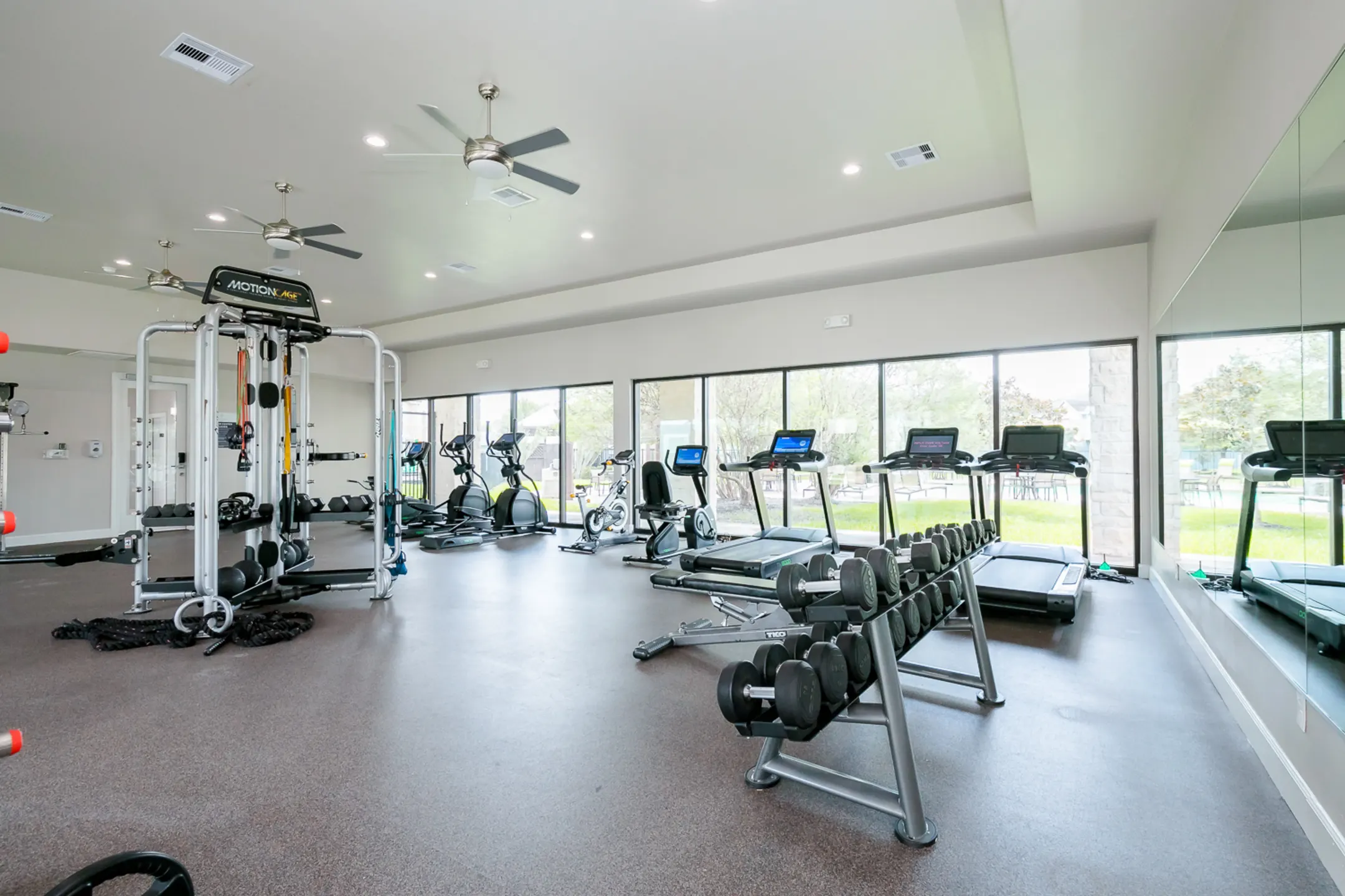 The Residence at Lake Jackson Apartments Lake Jackson, TX 77566