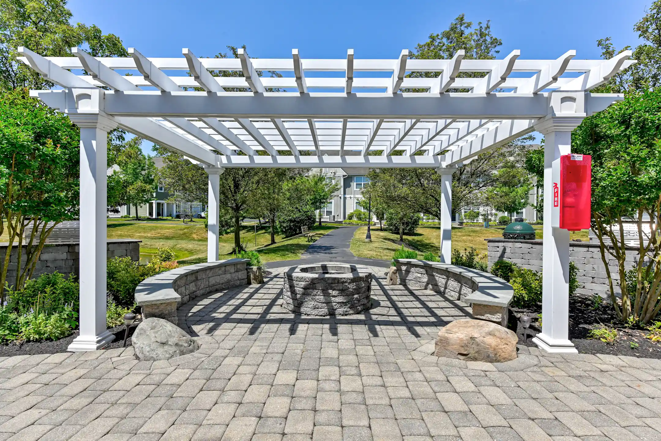 Brook View Apartments Marlton, NJ 08053