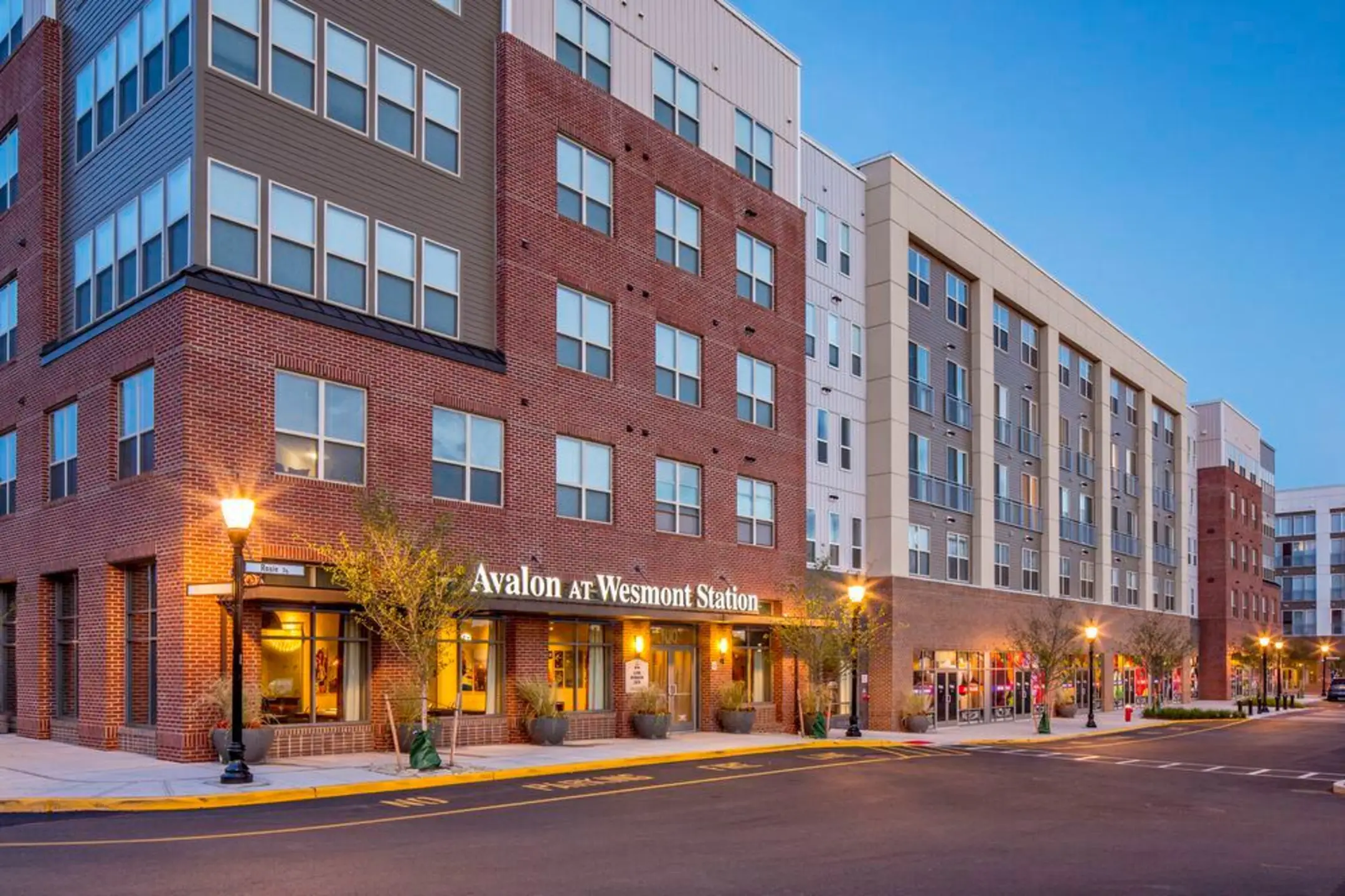 Building - Avalon at Wesmont Station - Wood Ridge, NJ