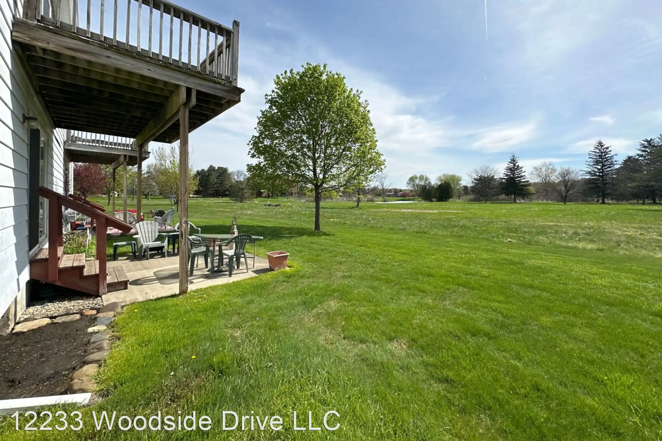 Woodside Apartments 12273 Woodside Drive Grand Blanc, MI Apartments