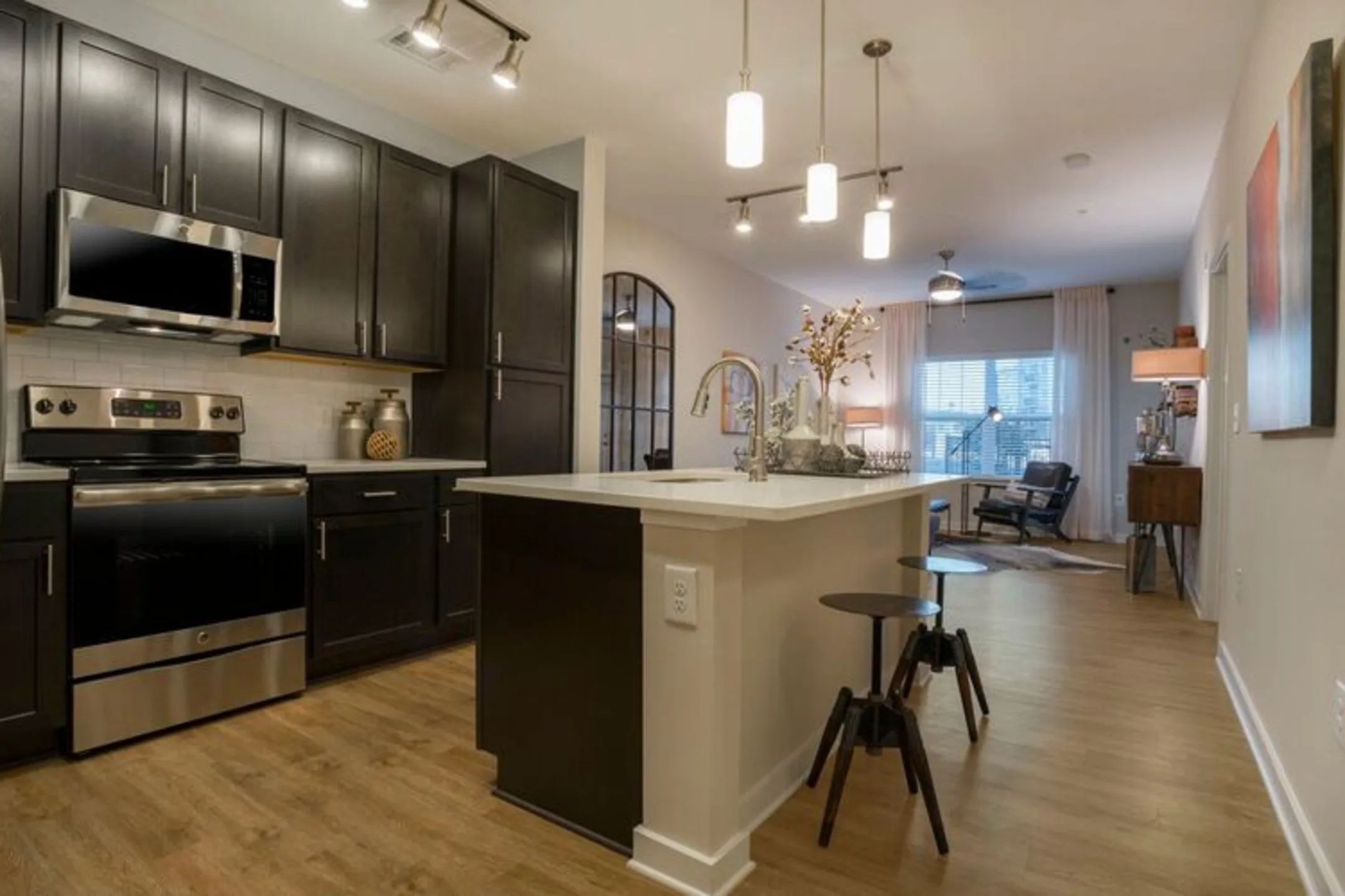 Pointe at Prosperity Village Apartments Charlotte, NC 28269