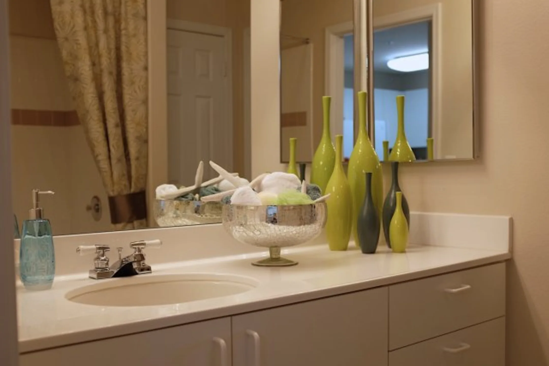 Sterling Village 11065 South Sterling View Drive South Jordan, UT