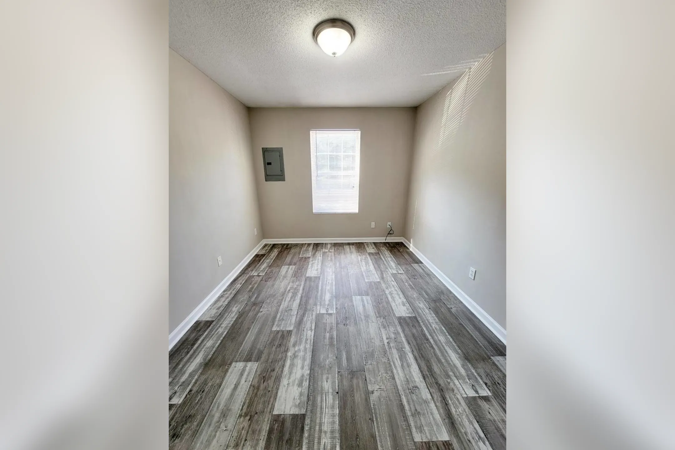 Apple Villa Apartments 1705 Blountville Blvd Blountville, TN