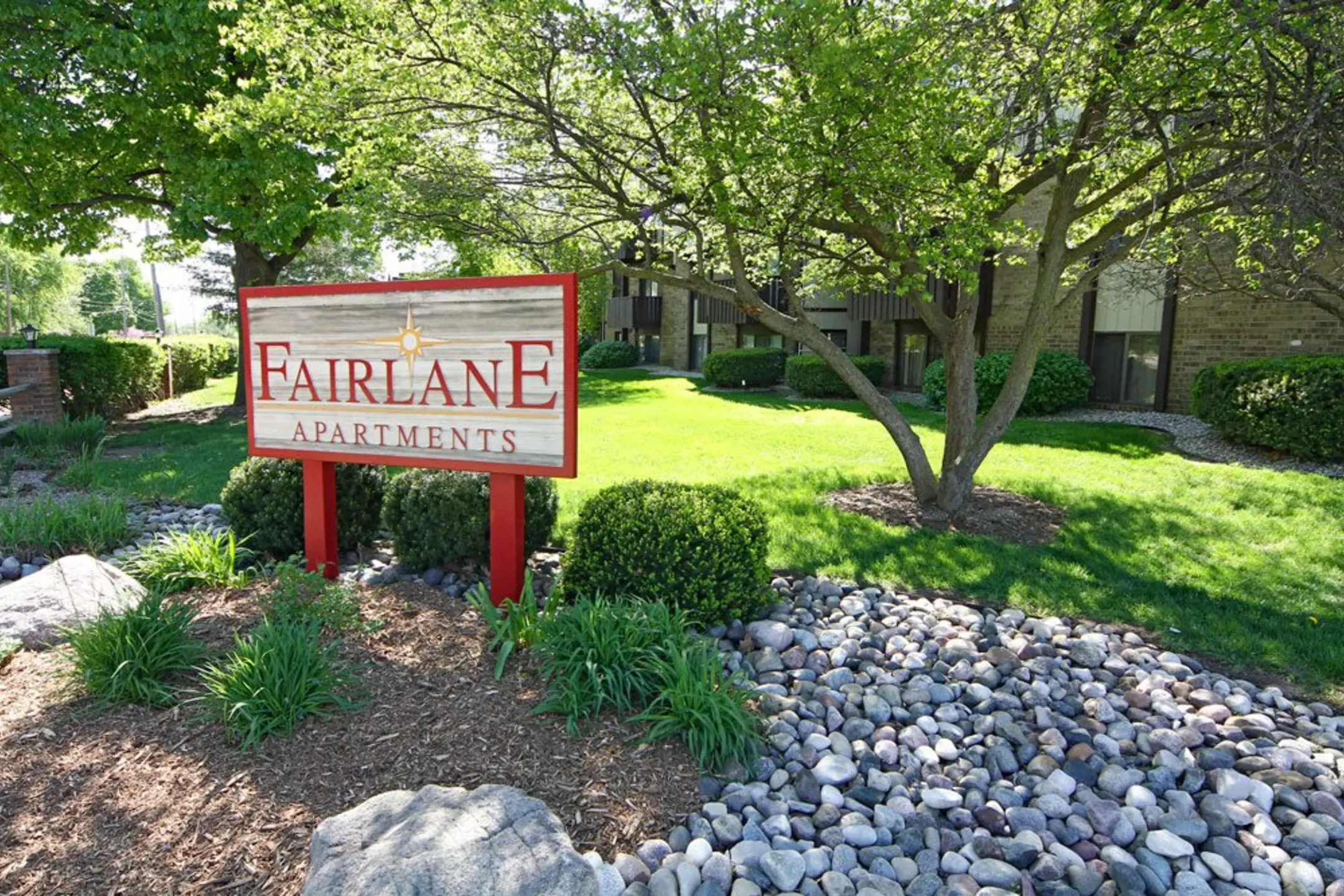 Community Signage - Fairlane Apartments - Springfield, MI