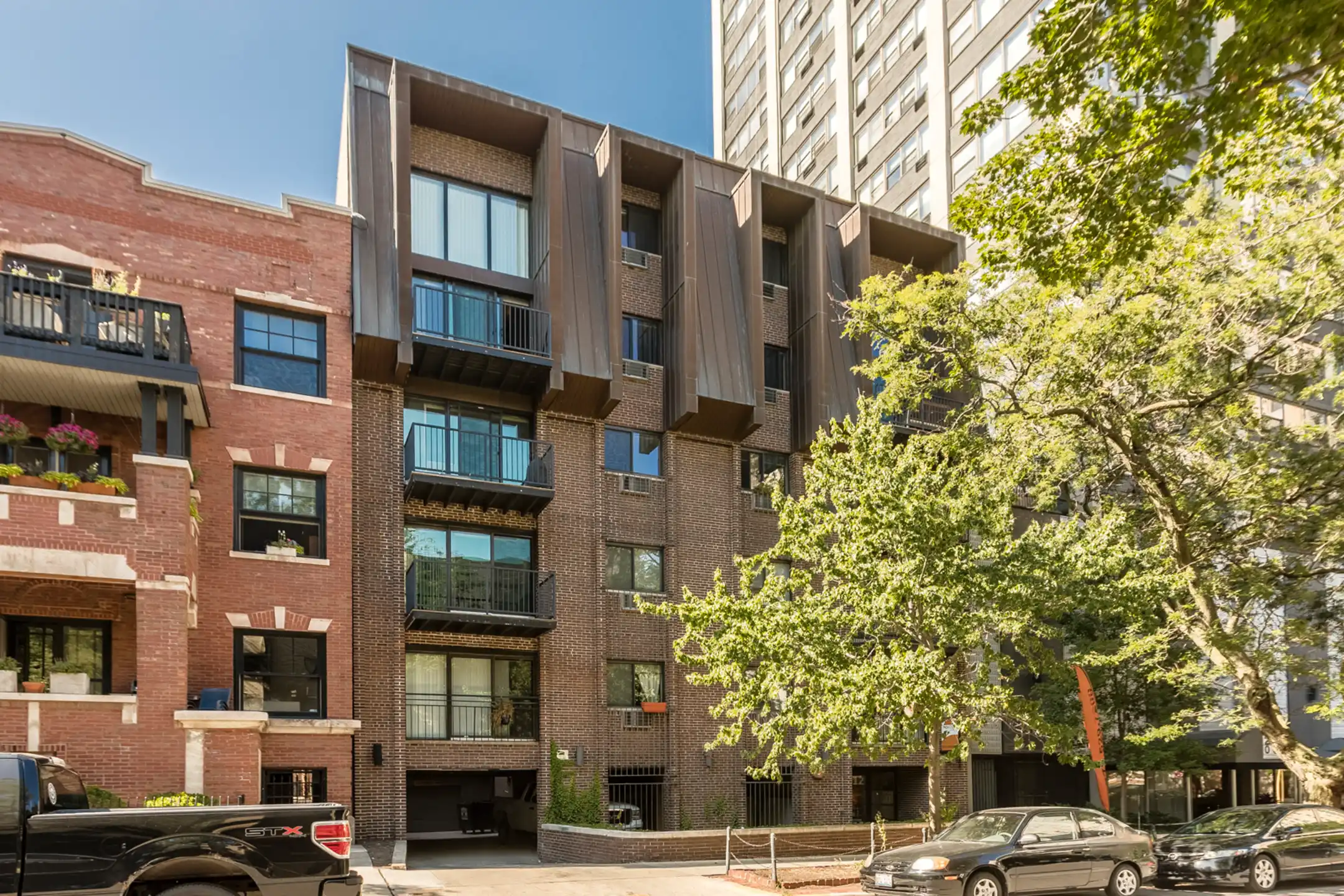 512 Wrightwood Apartments Chicago, IL 60614