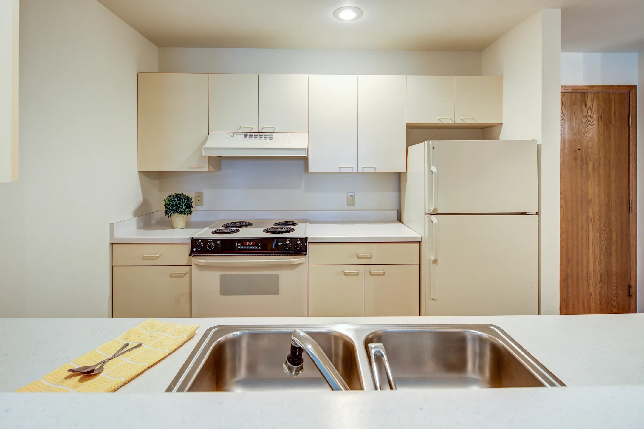 Hillcrest Senior Apartments Apartments Beloit, WI 53511