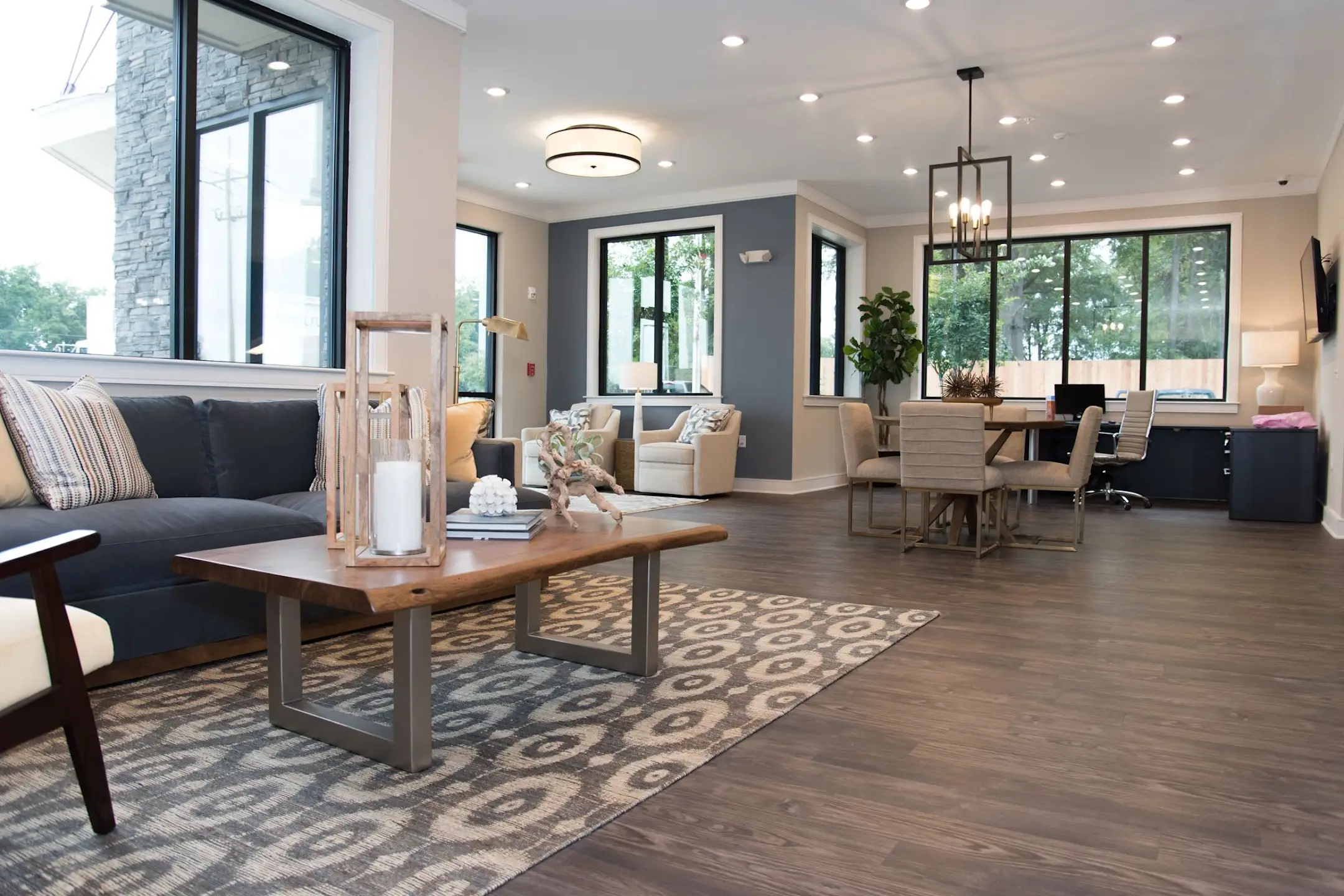 Living Room - The Reserve on Bayou Desiard - Monroe, LA