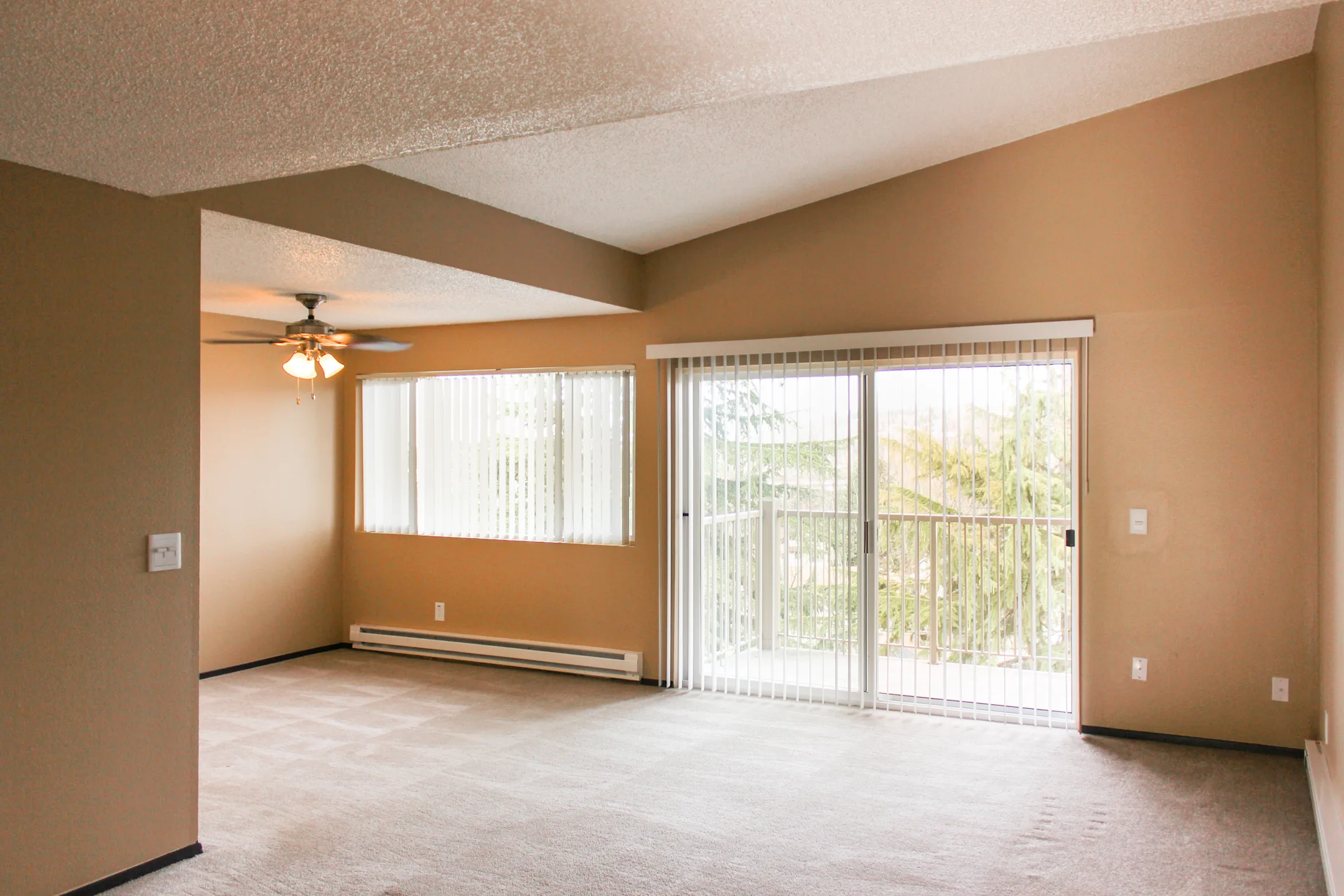 The Terrace Apartments 13705 56th Ave S Tukwila, WA Apartments for