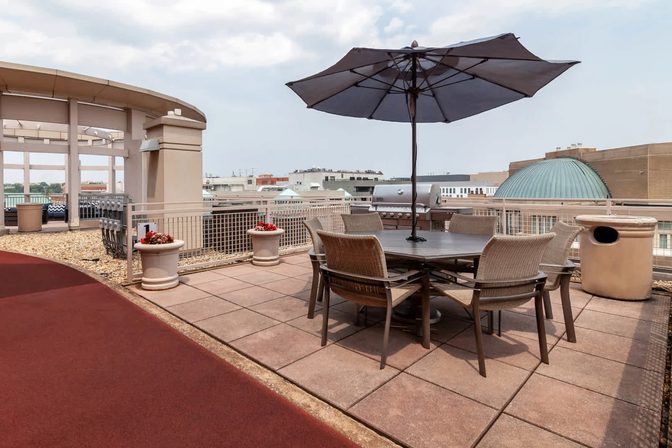 2400 Apartments Dc