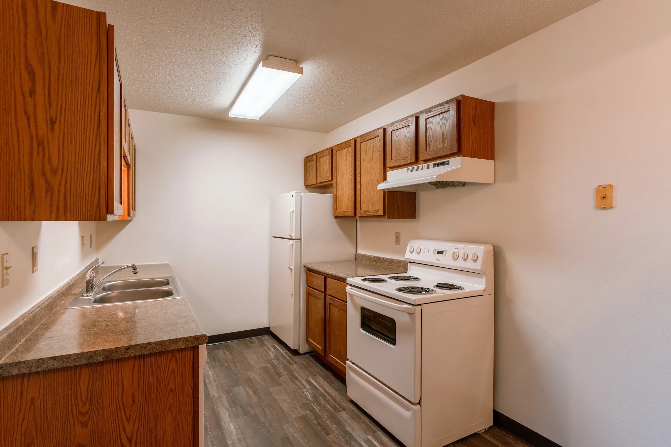 Kitchen - University Square - Fargo, ND
