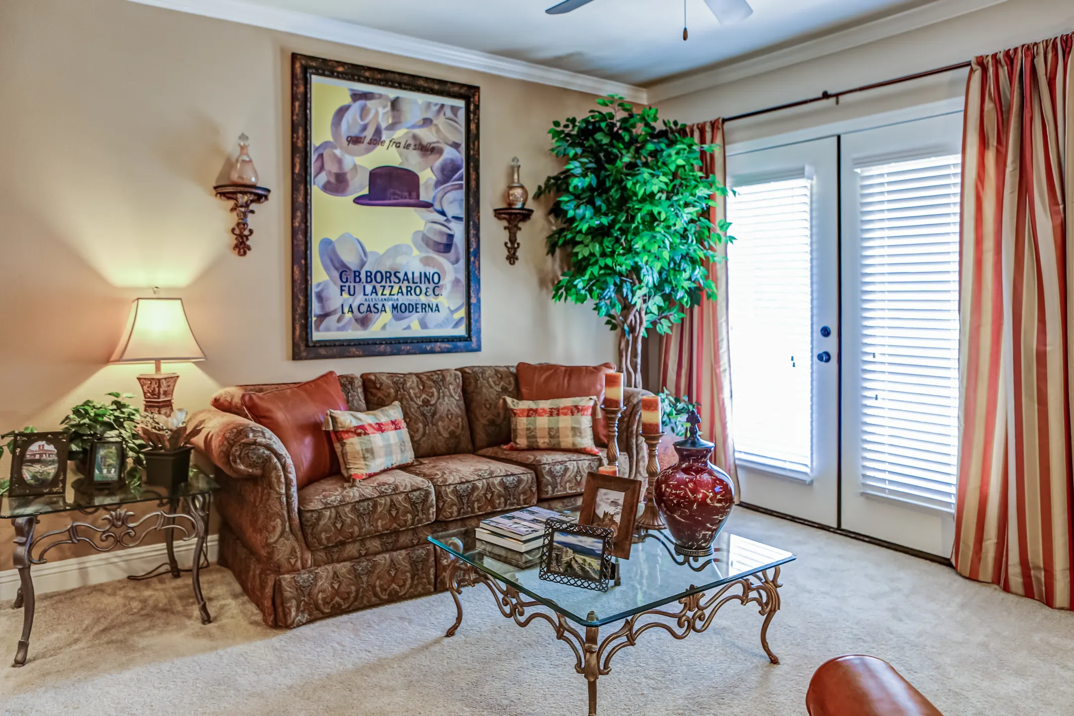 Living Room - The Alexander At South Virginia - Reno, NV
