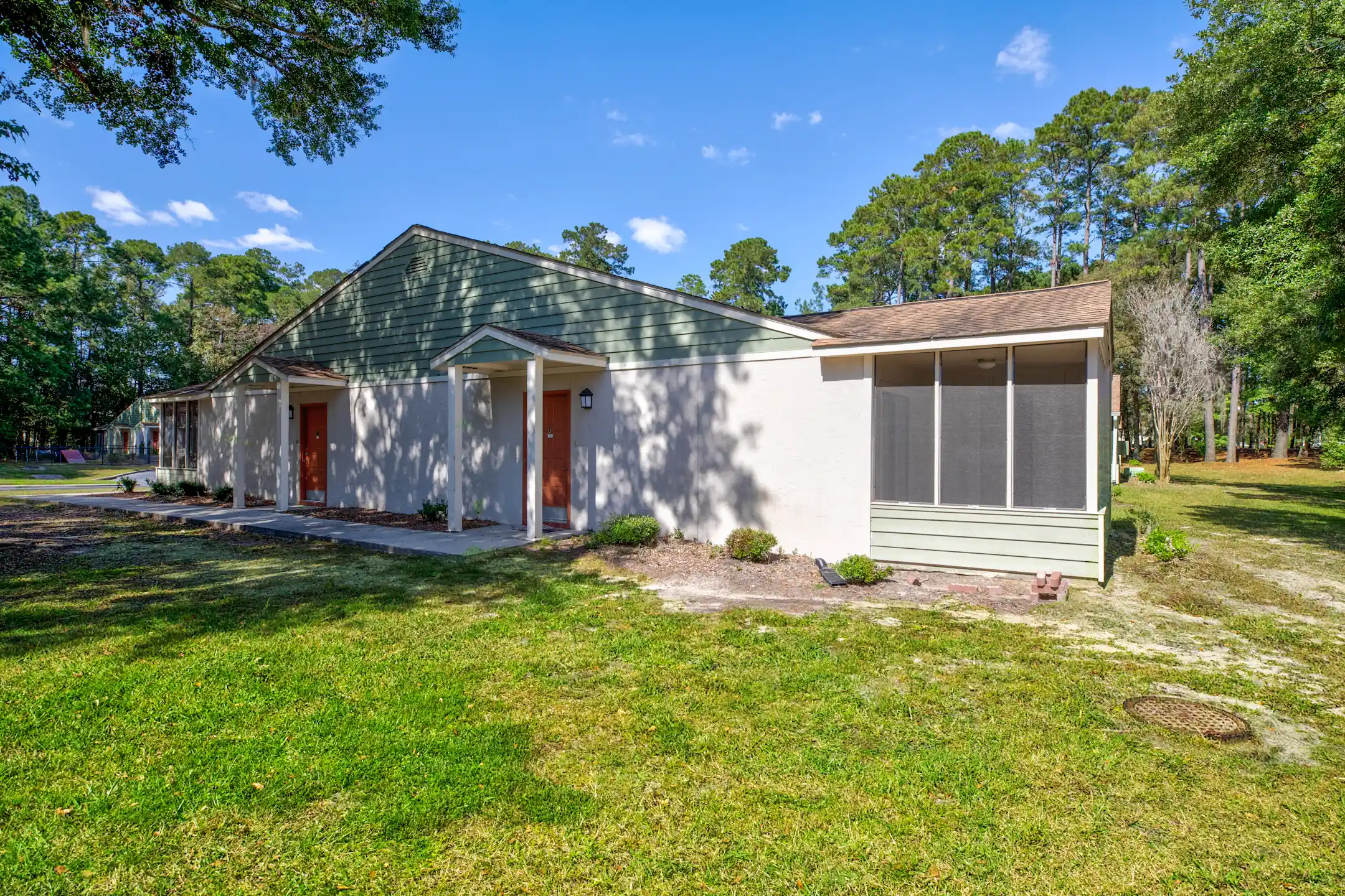 The Arbors 4035 Kessler Ave Savannah, GA Apartments for Rent Rent.