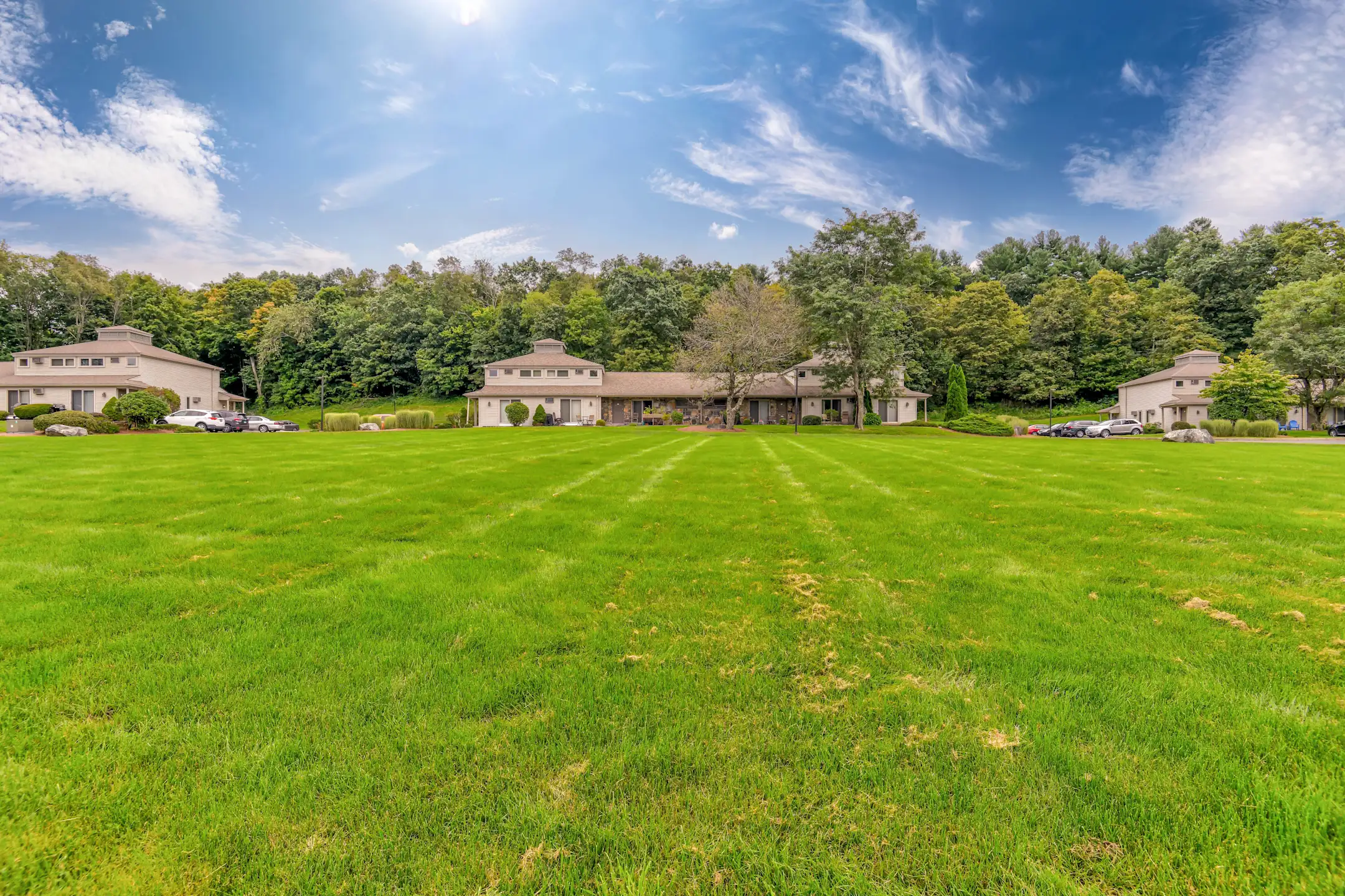 Townhouse Gardens Apartments 9 Strawberry Rd Ellington, CT