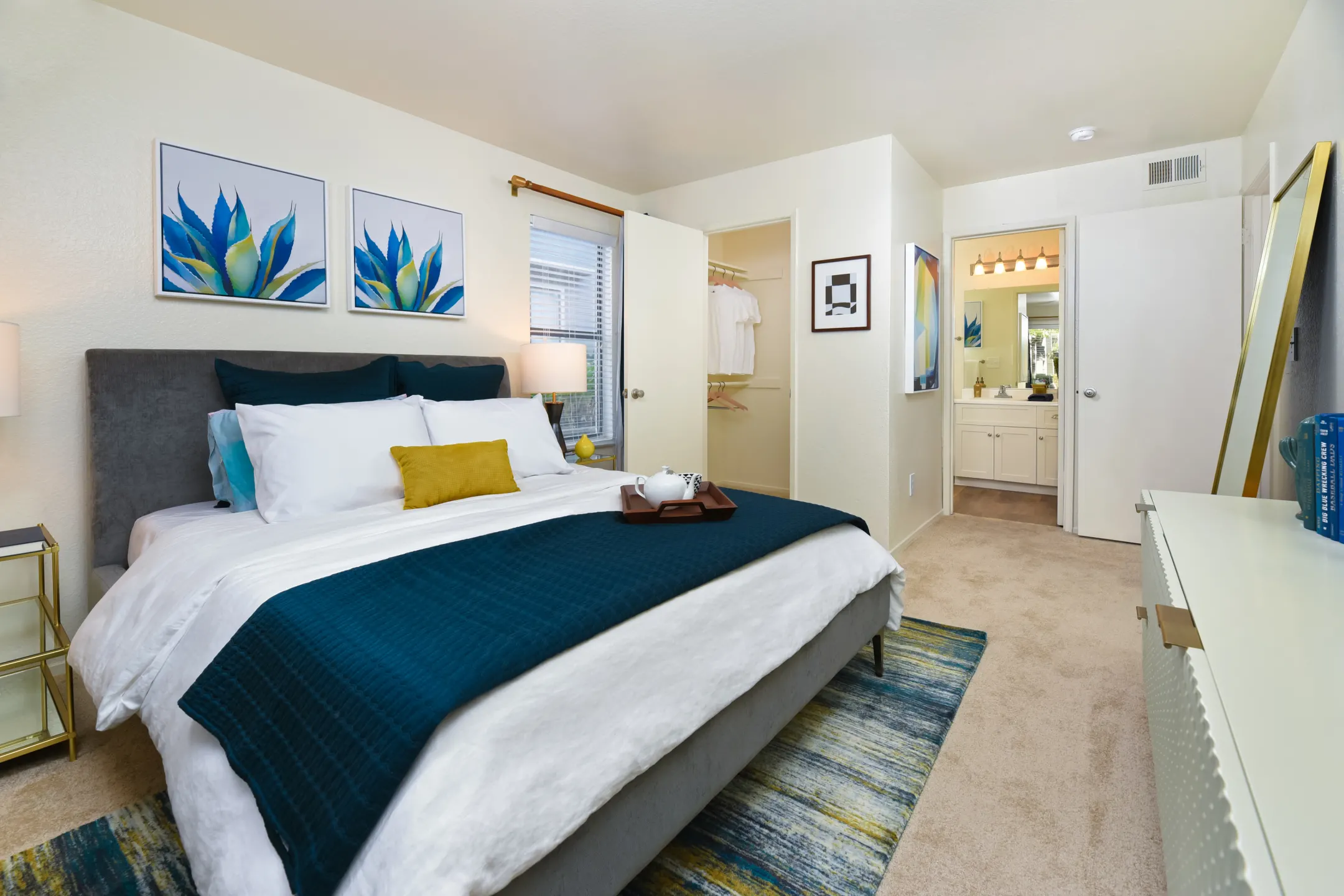 Bedroom - Diamond Hillside Apartments - Pittsburg, CA