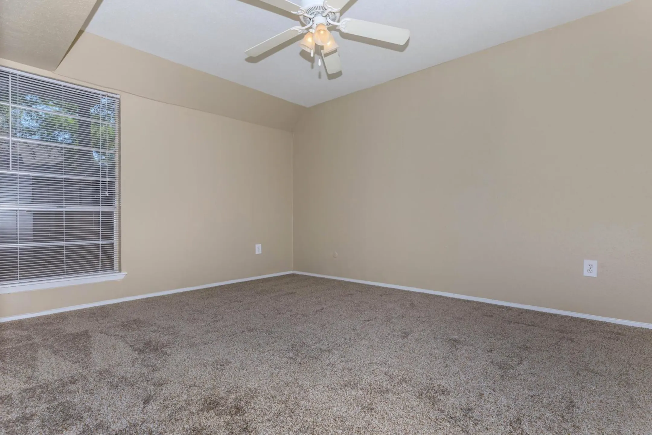 Angleton Manor Apartments Angleton, TX 77515