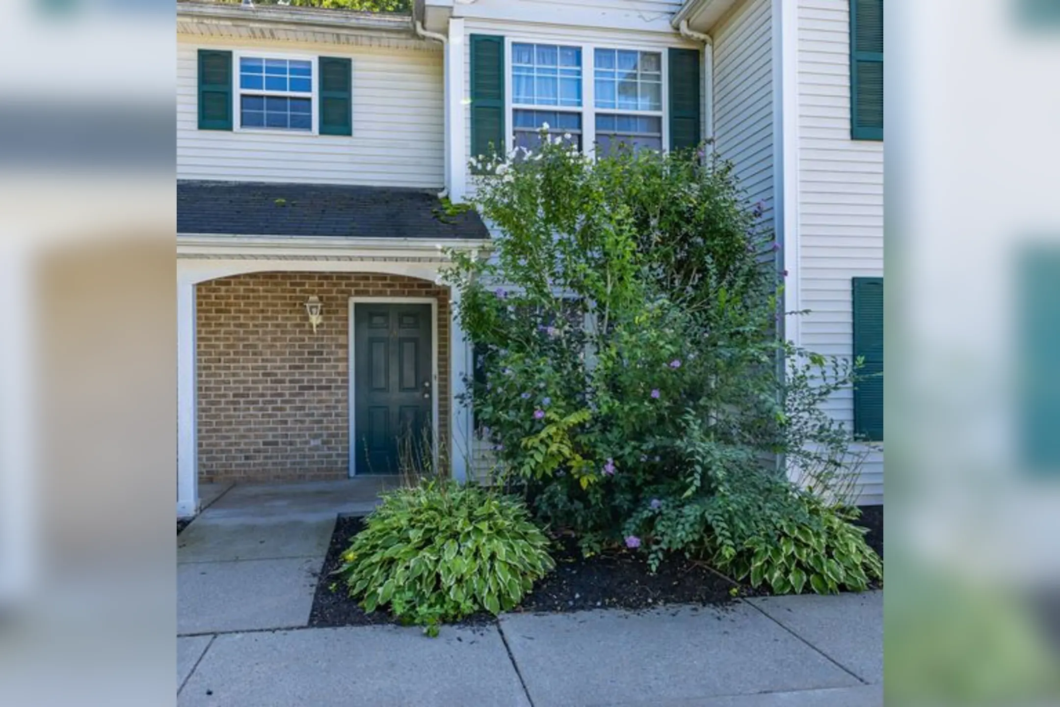 Heritage Park Apartments & Townhomes Apartments Webster, NY 14580