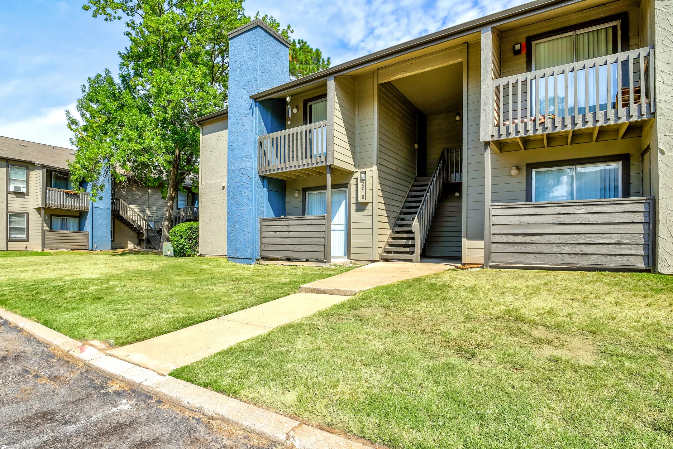 Urban Oaks 51st Apartments Tulsa, OK 74105