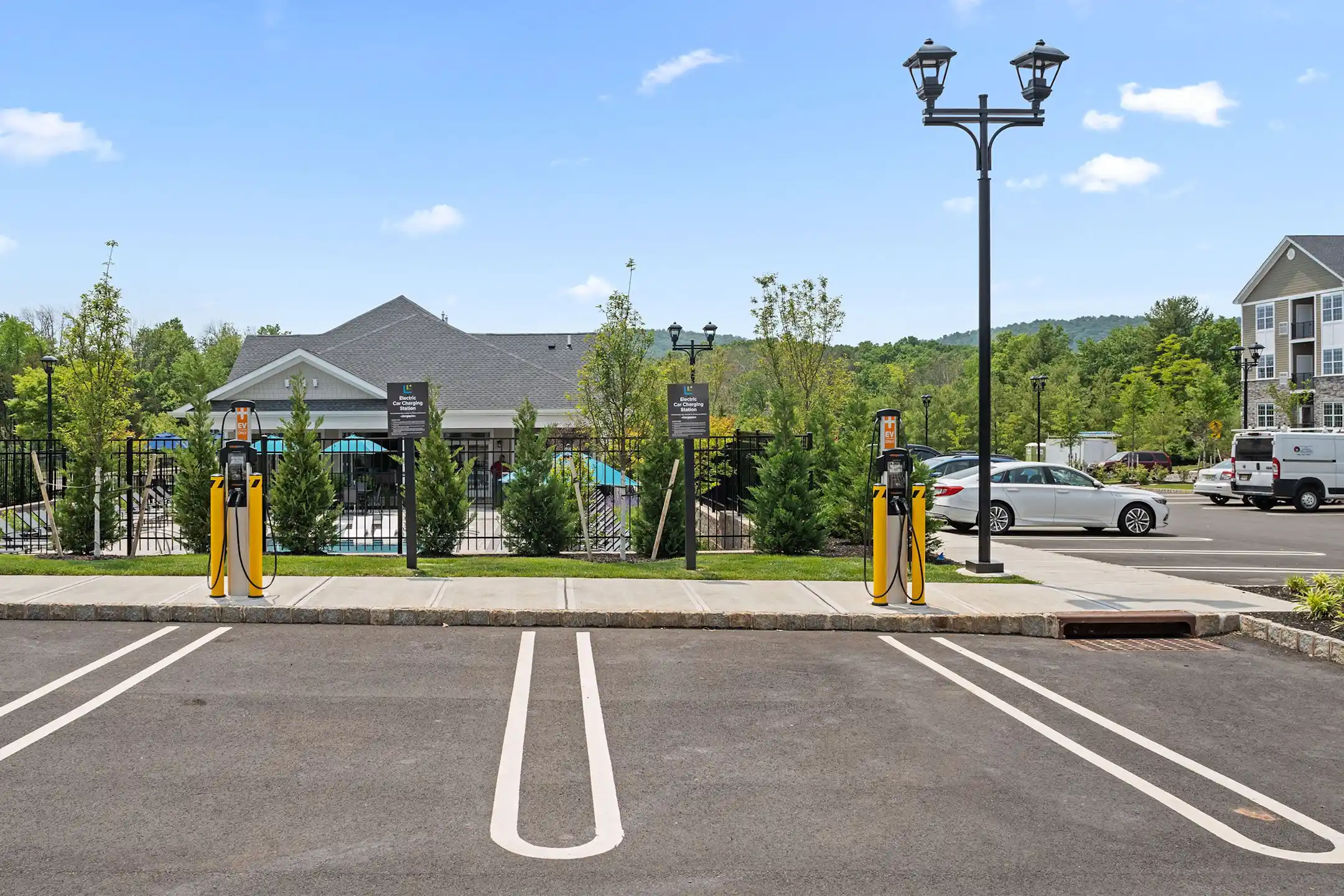 The Ridge at Readington Apartments Whitehouse Station, NJ 08889