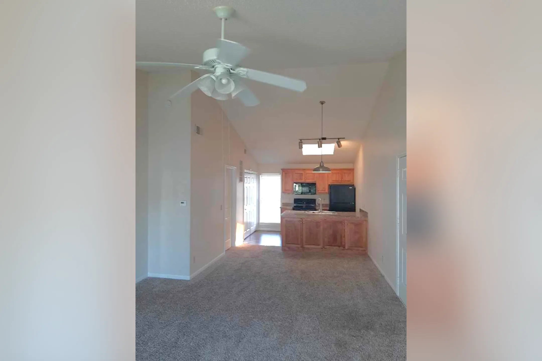 Pinegate Apartments Merriam, KS 66202