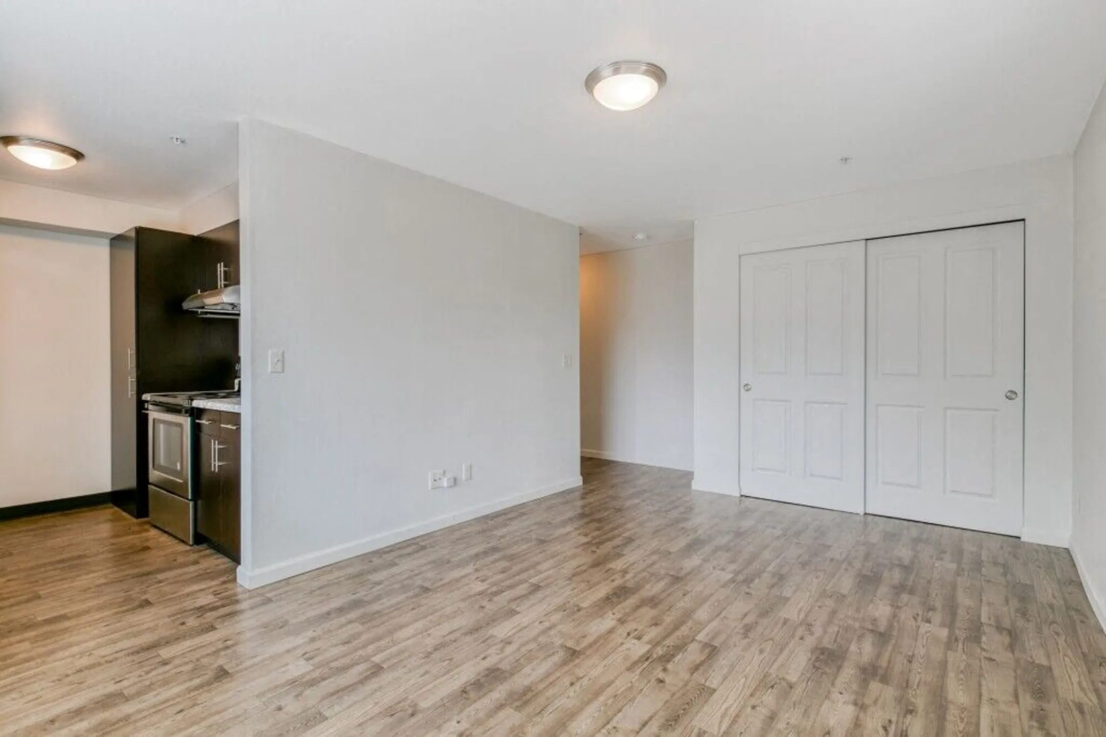 Roseland 5811 SE Boise St Portland, OR Apartments for Rent Rent.