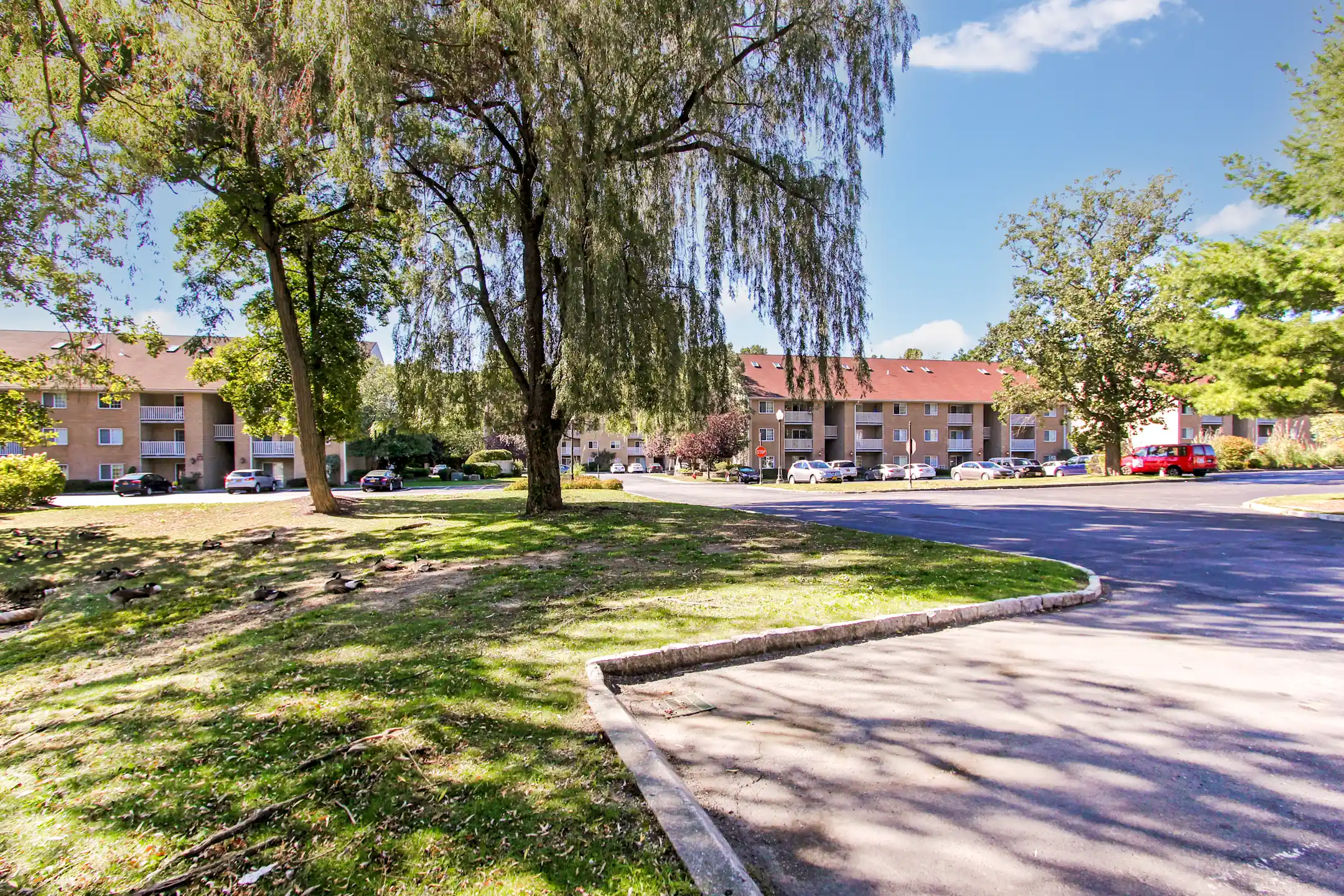 Building - Hudson Harbour Apartments - Poughkeepsie, NY