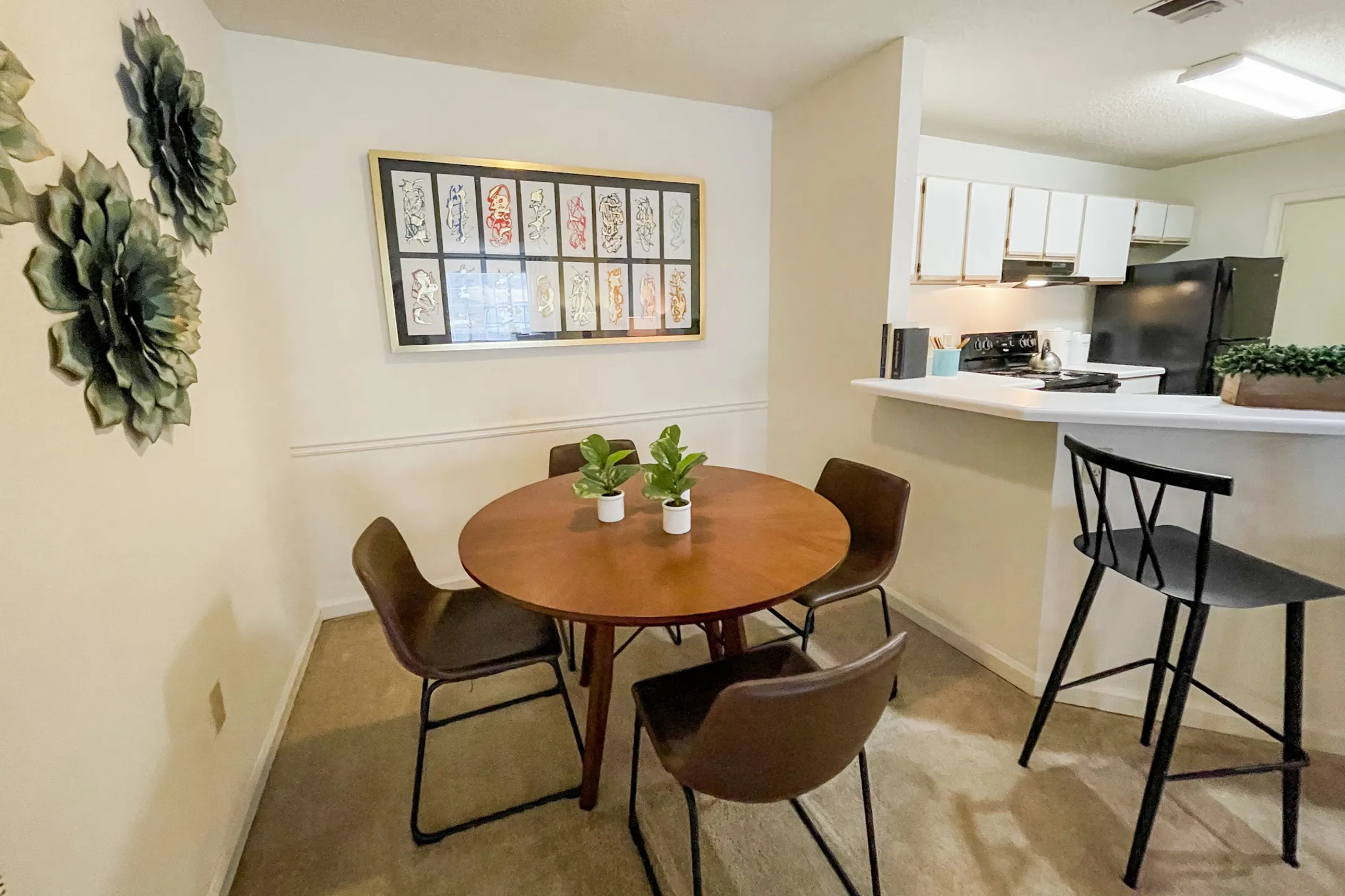 The Crest at Berkeley Lake Apartment Homes 3575 Peachtree Industrial