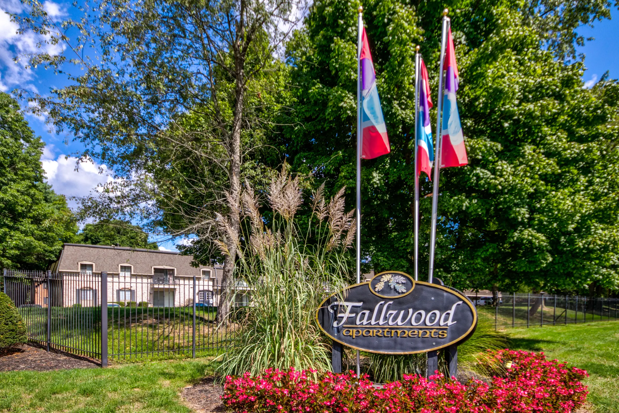 Community Signage - Fallwood - Indianapolis, IN